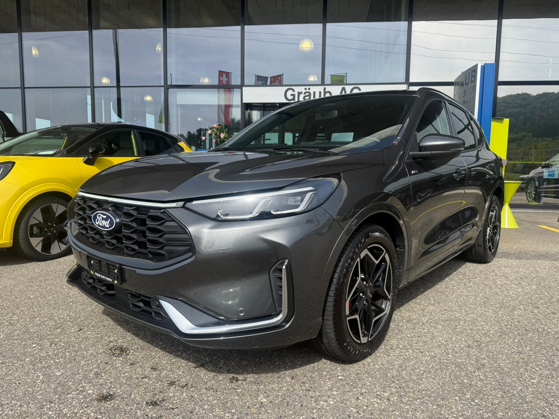 FORD Kuga 2.5 FHEV ST-Line X 4WD-image-0