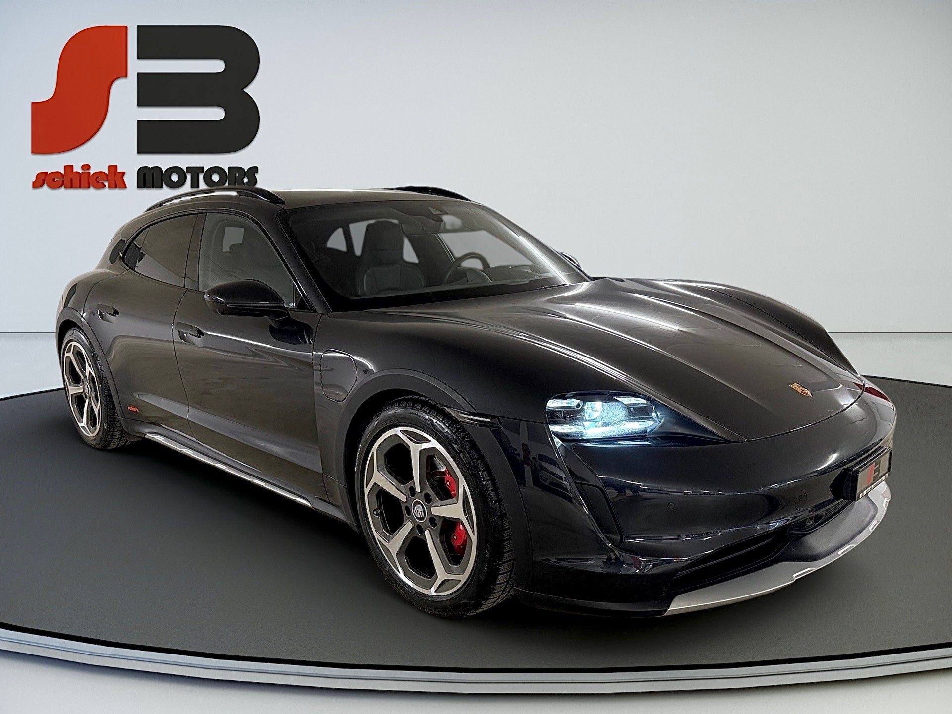 PORSCHE Taycan 4S Cross Turismo-image-2