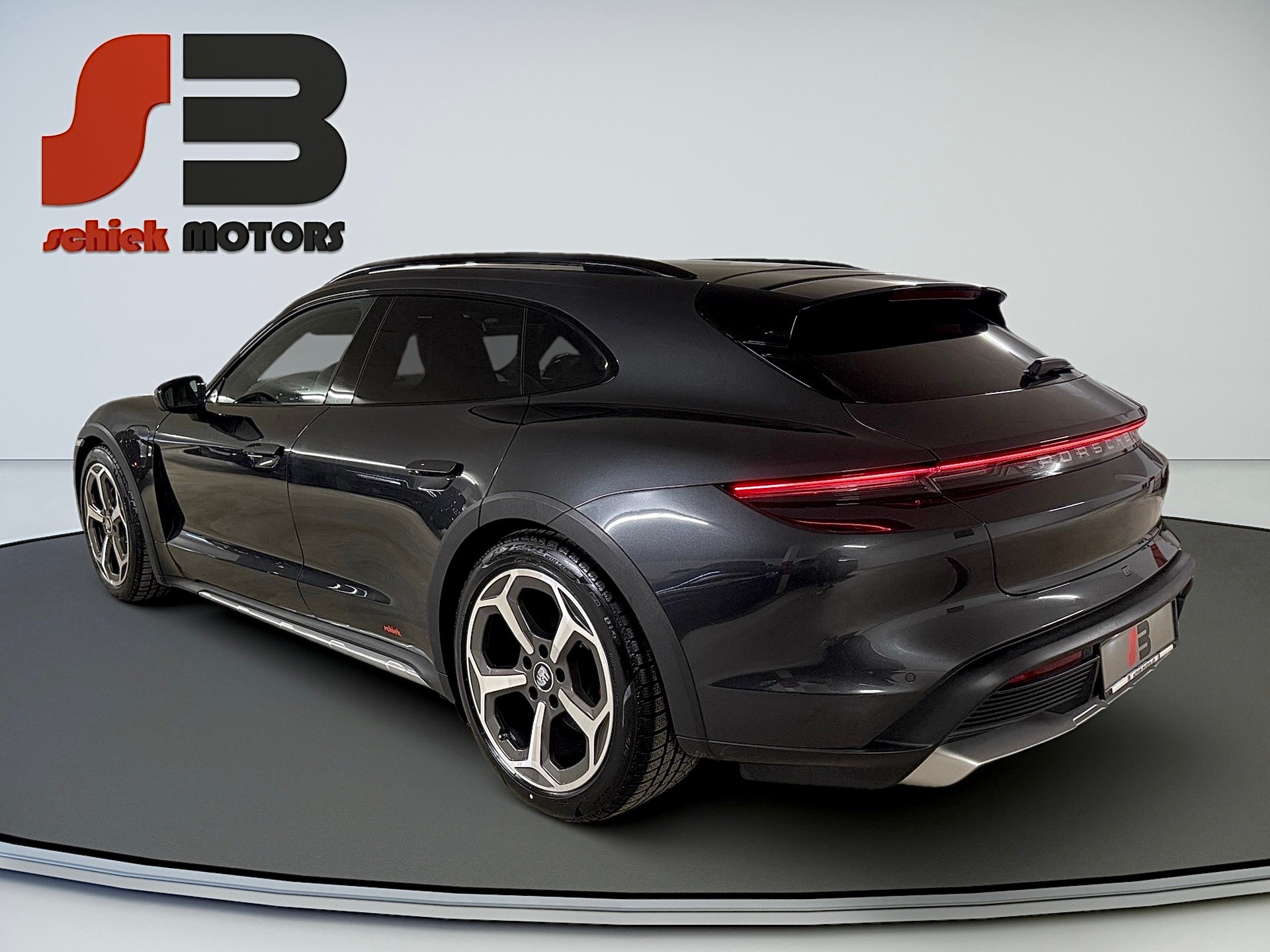 PORSCHE Taycan 4S Cross Turismo-image-6