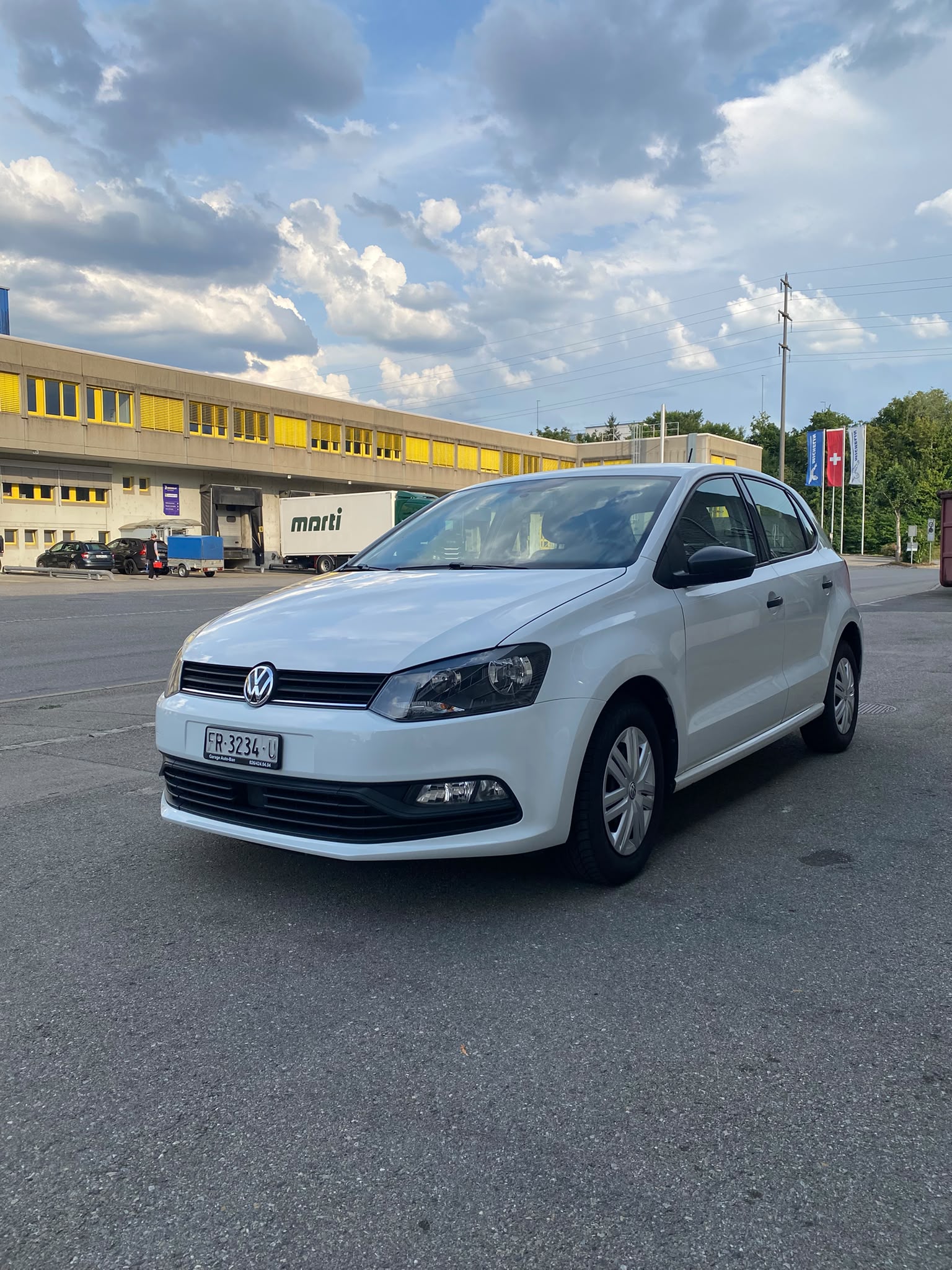 VW 1.2 TSI 90 BlueMT Trendline-image-0