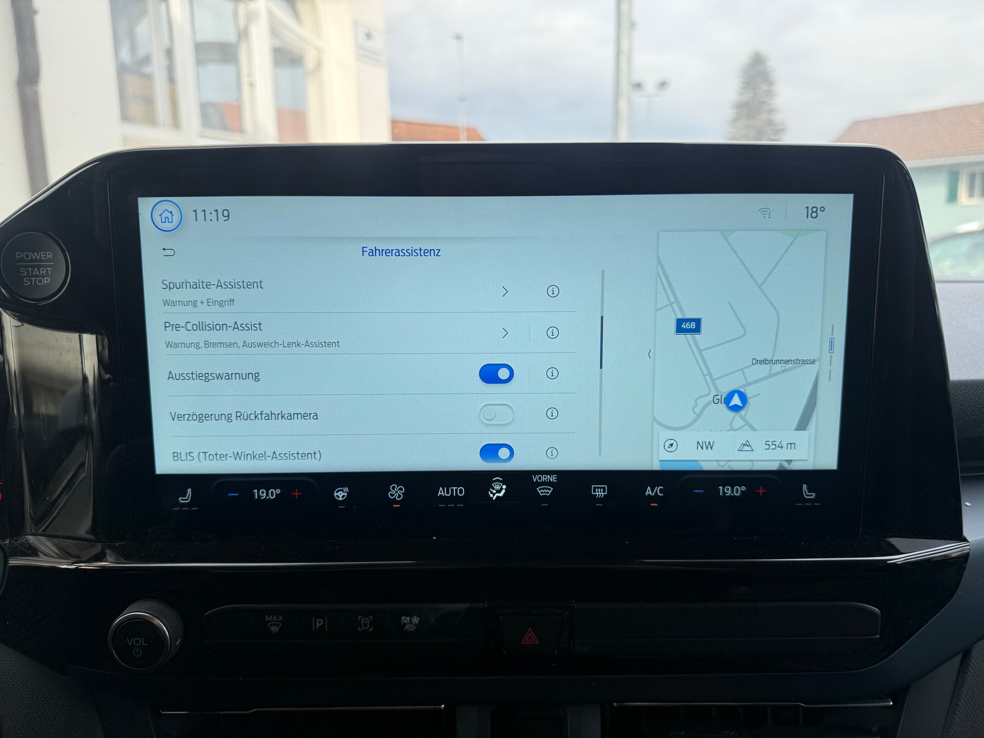 FORD Tourneo Bus 340 L1H1 PHEV Active-image-19