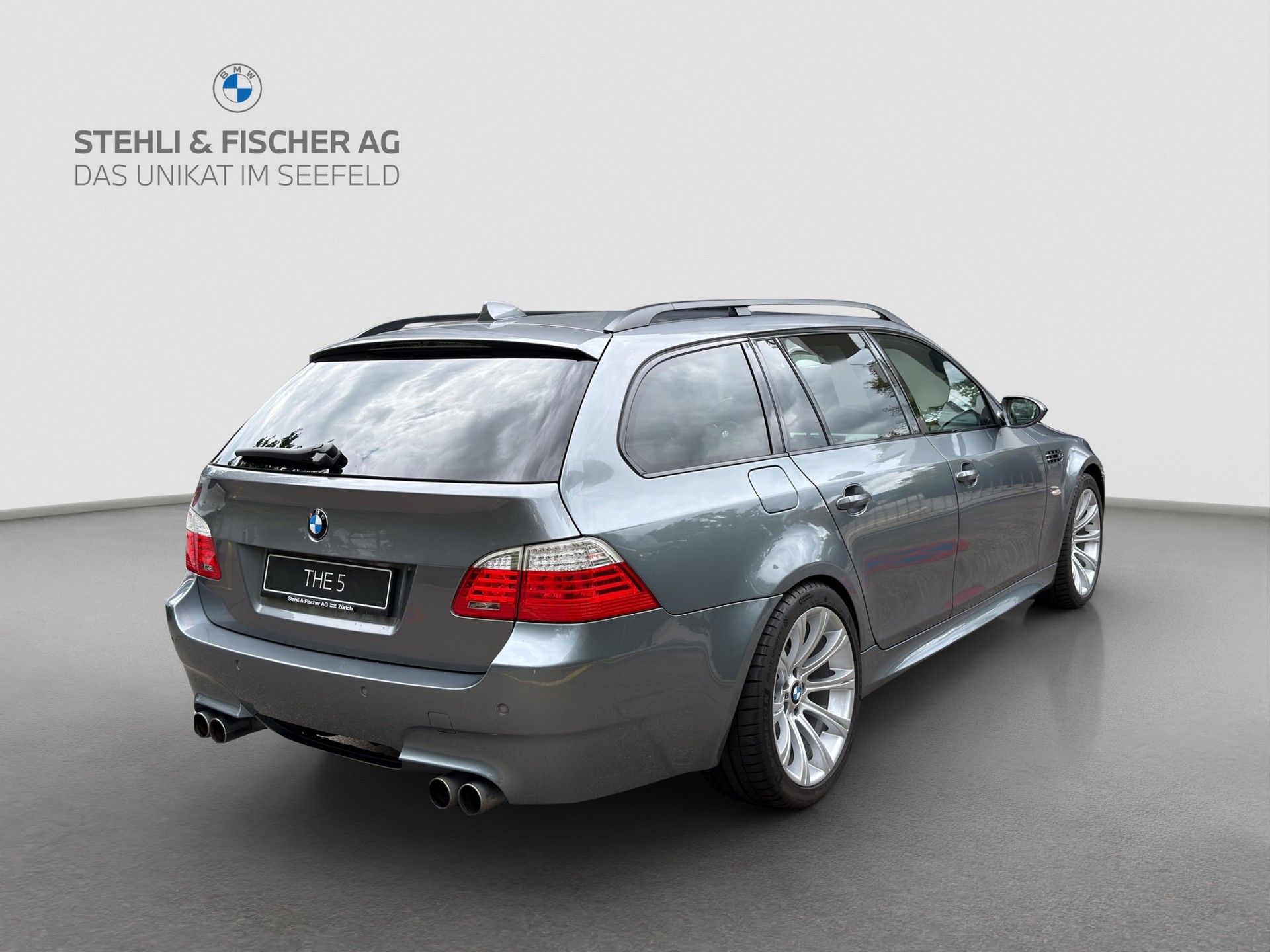 BMW M5 Touring-image-5