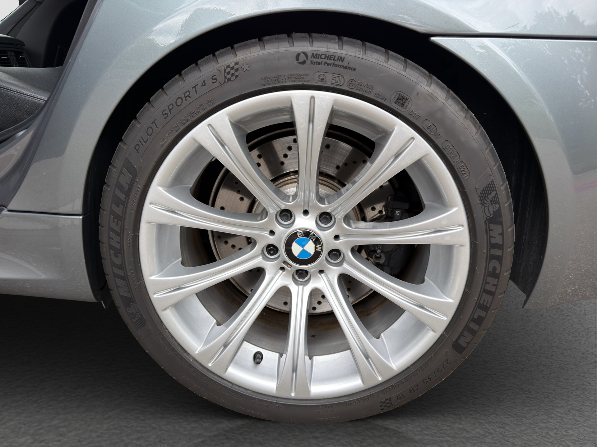 BMW M5 Touring-image-19