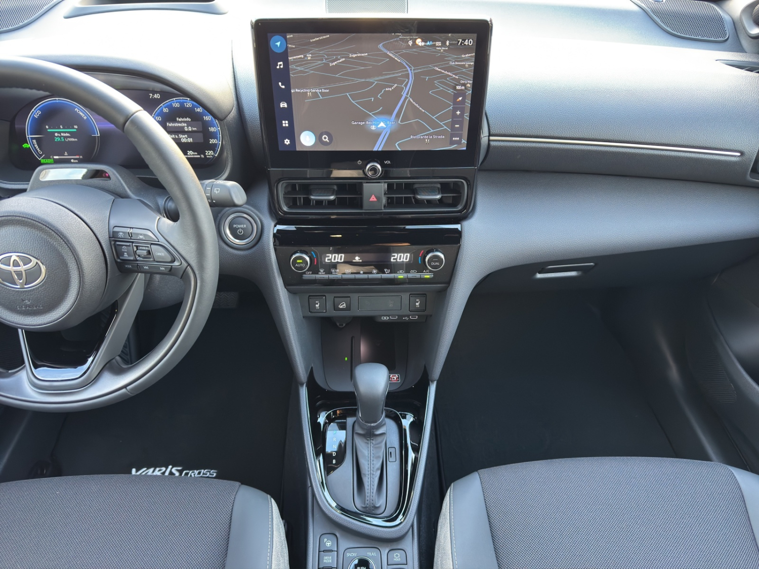 TOYOTA Yaris Cross 1.5 VVT-i HSD Premium AWD-i-image-10