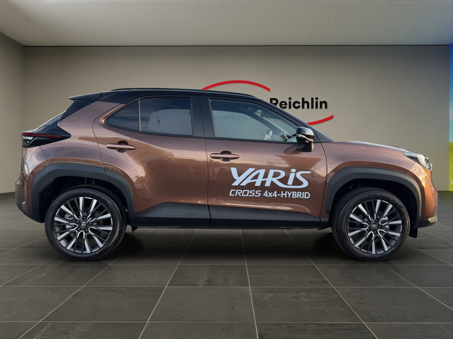 TOYOTA Yaris Cross 1.5 VVT-i HSD Premium AWD-i-image-7
