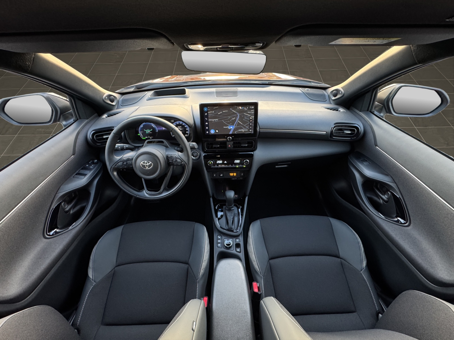 TOYOTA Yaris Cross 1.5 VVT-i HSD Premium AWD-i-image-8