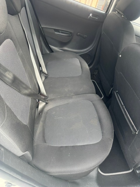 HYUNDAI i20 1.2 Comfort-image-5