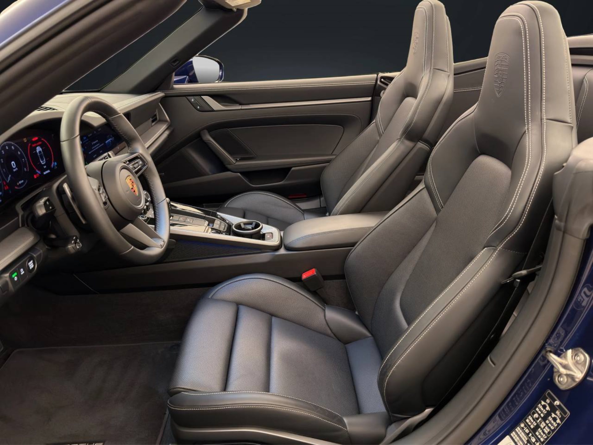 PORSCHE 911 Carrera 4S Cabriolet-image-4