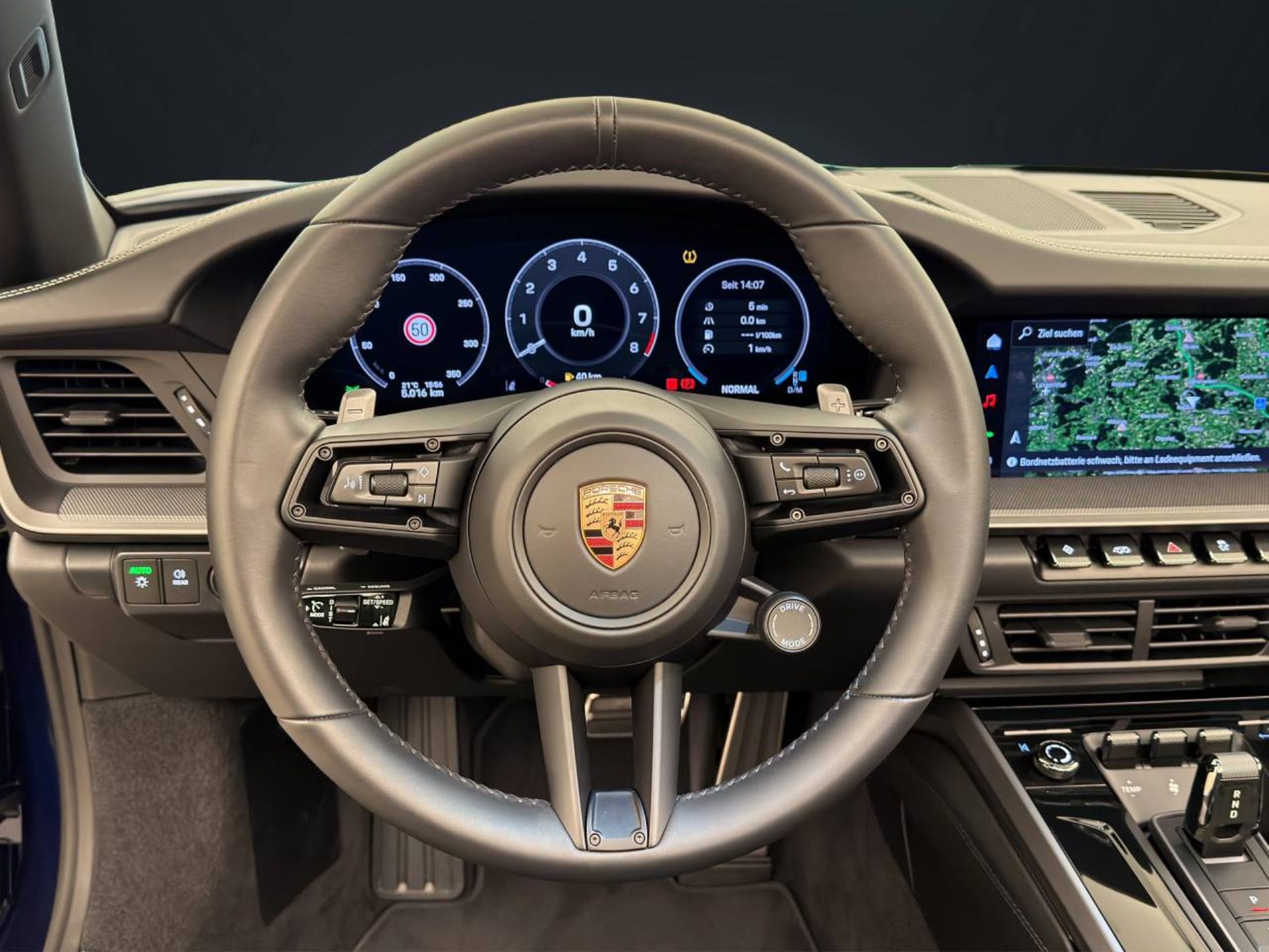 PORSCHE 911 Carrera 4S Cabriolet-image-12