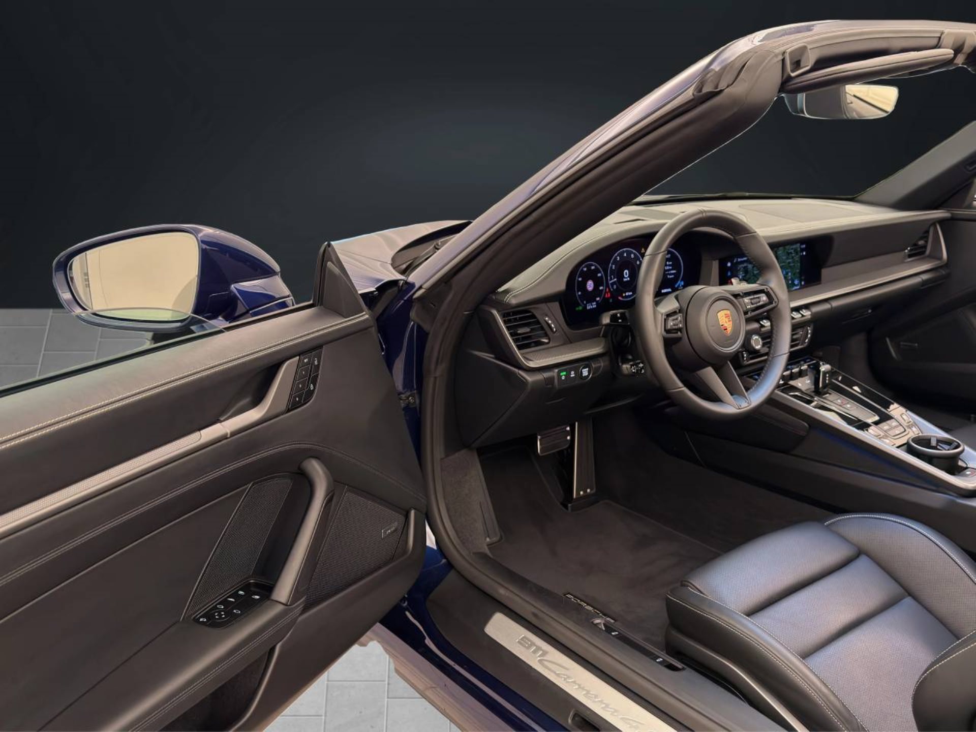PORSCHE 911 Carrera 4S Cabriolet-image-3