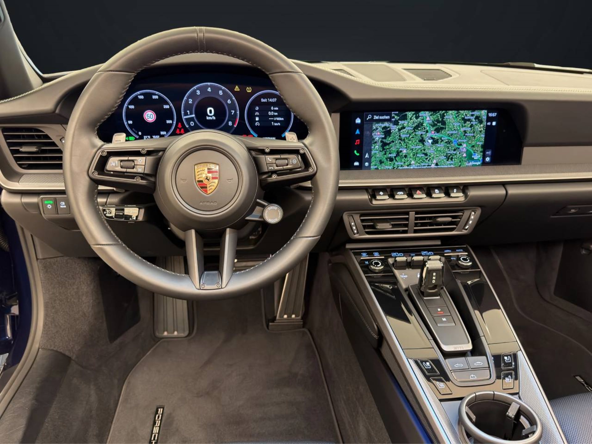 PORSCHE 911 Carrera 4S Cabriolet-image-21