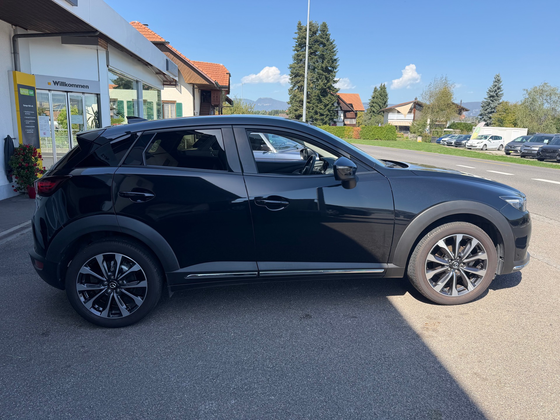 MAZDA CX-3 SKYACTIV-G 121 Revolution FWD Automat+++FRISCH AB MFK+++-image-2