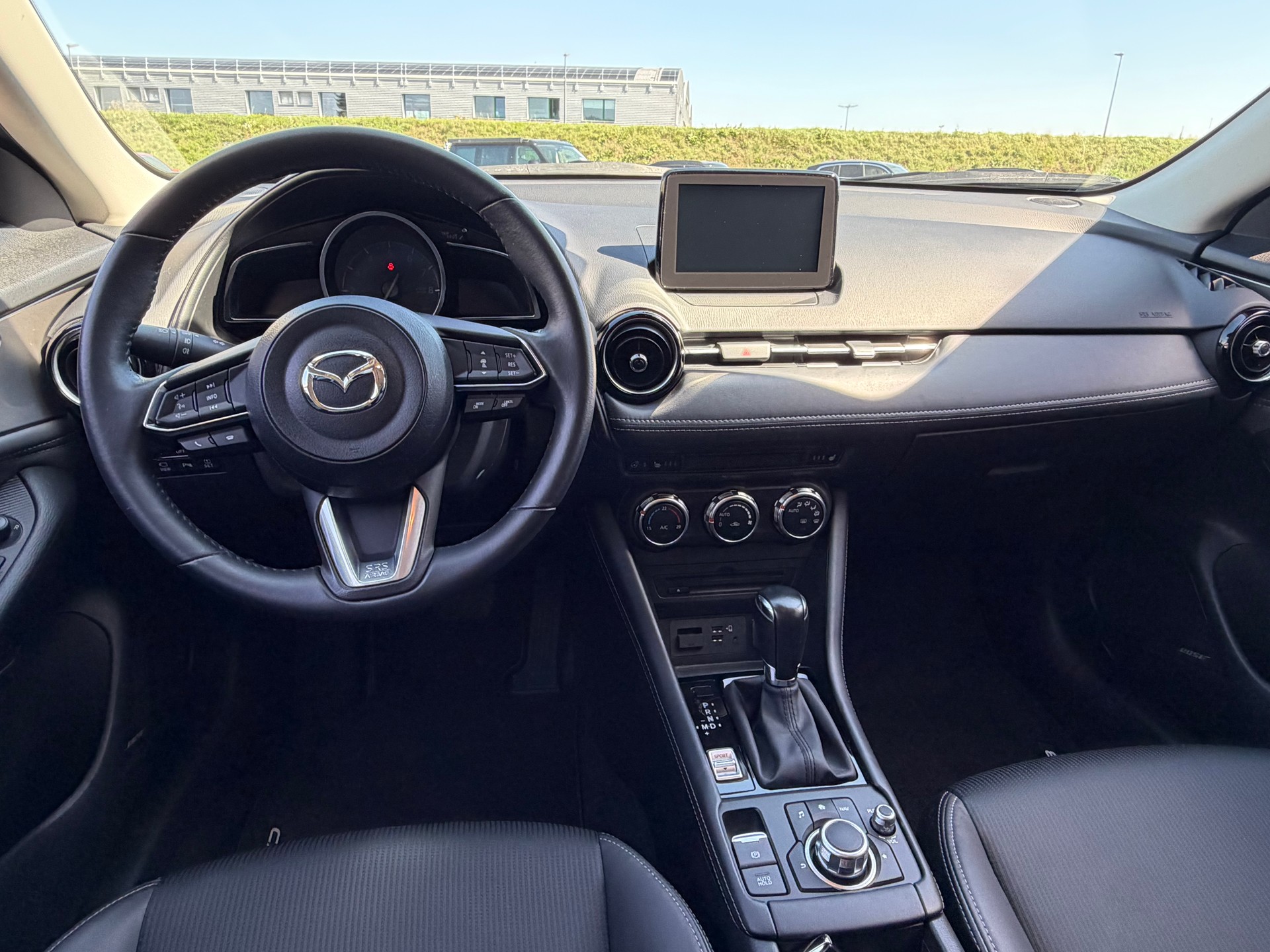 MAZDA CX-3 SKYACTIV-G 121 Revolution FWD Automat+++FRISCH AB MFK+++-image-8