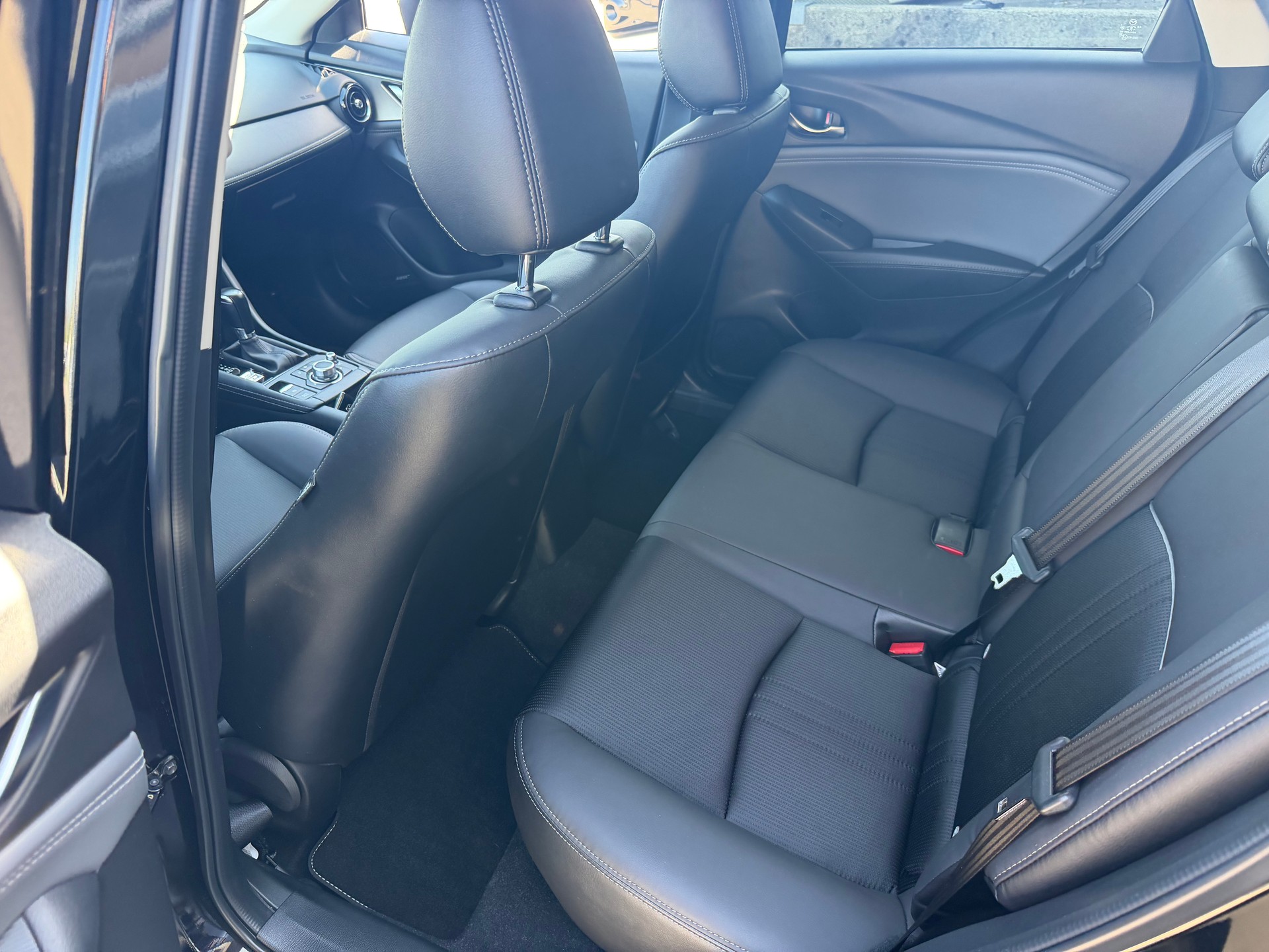 MAZDA CX-3 SKYACTIV-G 121 Revolution FWD Automat+++FRISCH AB MFK+++-image-9