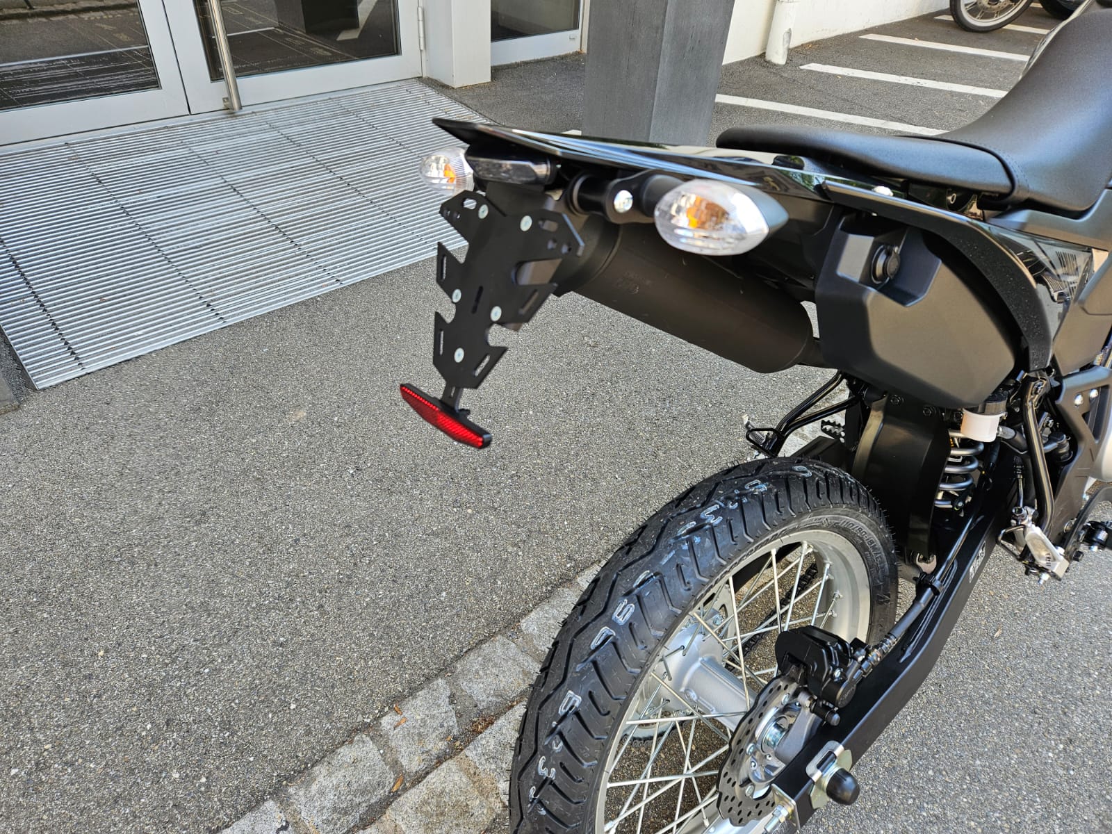 YAMAHA WR 125 SuperMotard-showroom-element-3