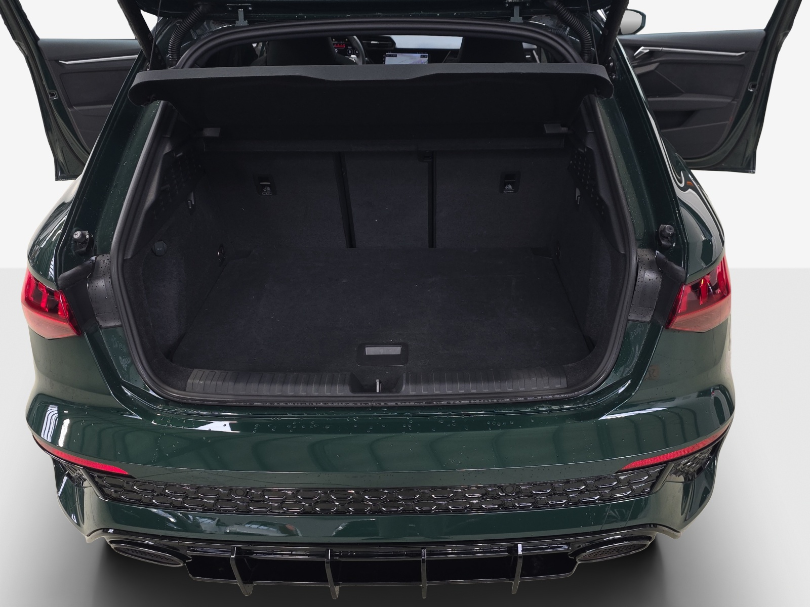 AUDI RS3 Sportback 2.5 TSI quattro S-tronic-image-12