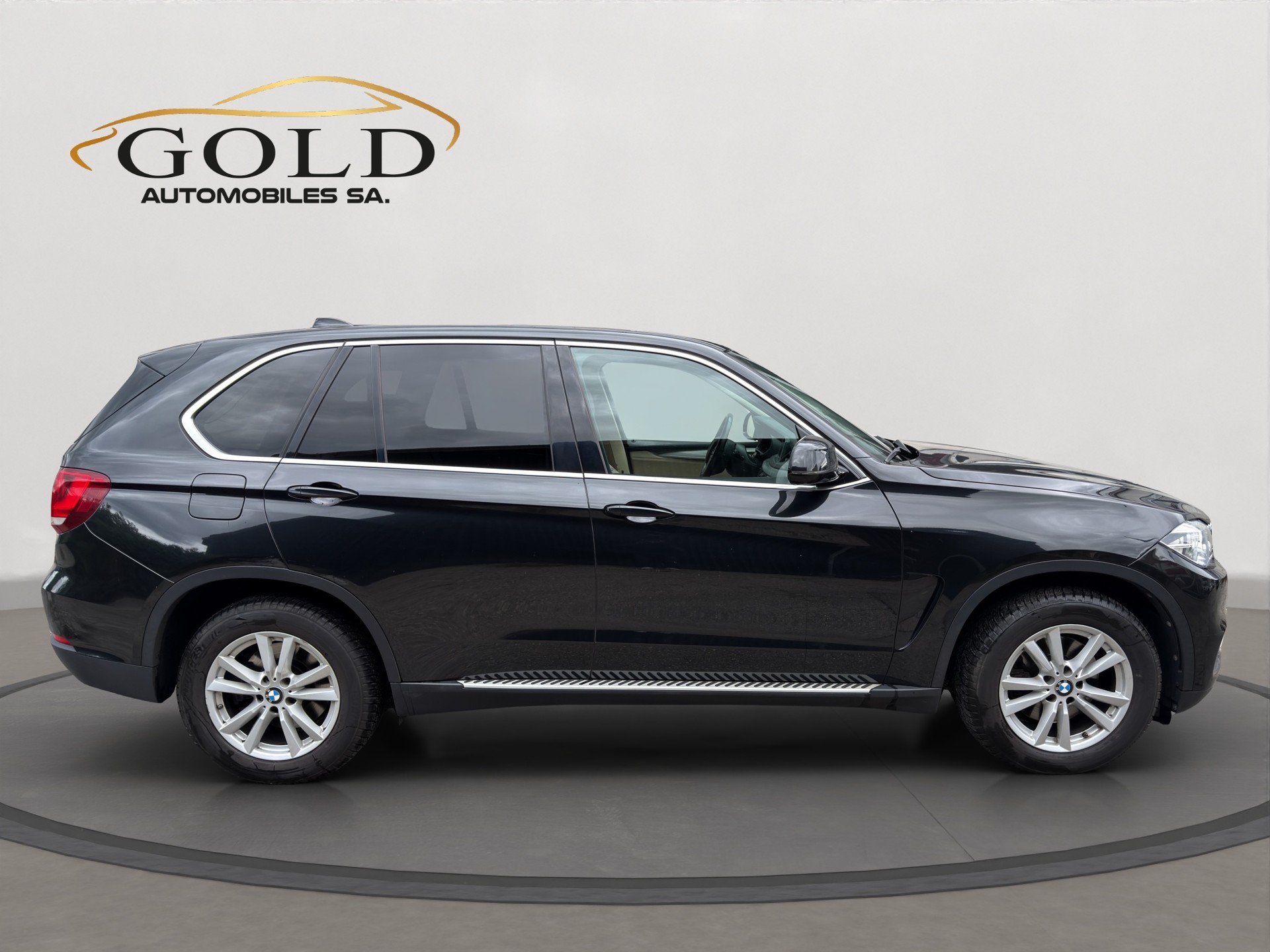 BMW X5 xDrive 35i Steptronic-image-12