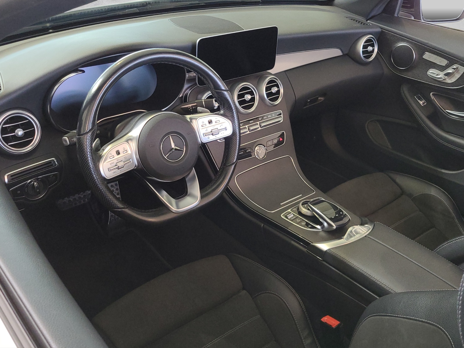 MERCEDES-BENZ C 200 AMG Line 4M Cabriolet A205 Cabriolet-image-9