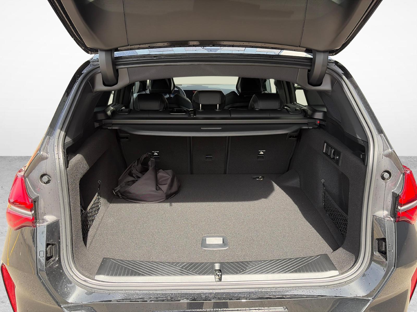 BMW X3 30e xDrive-image-11