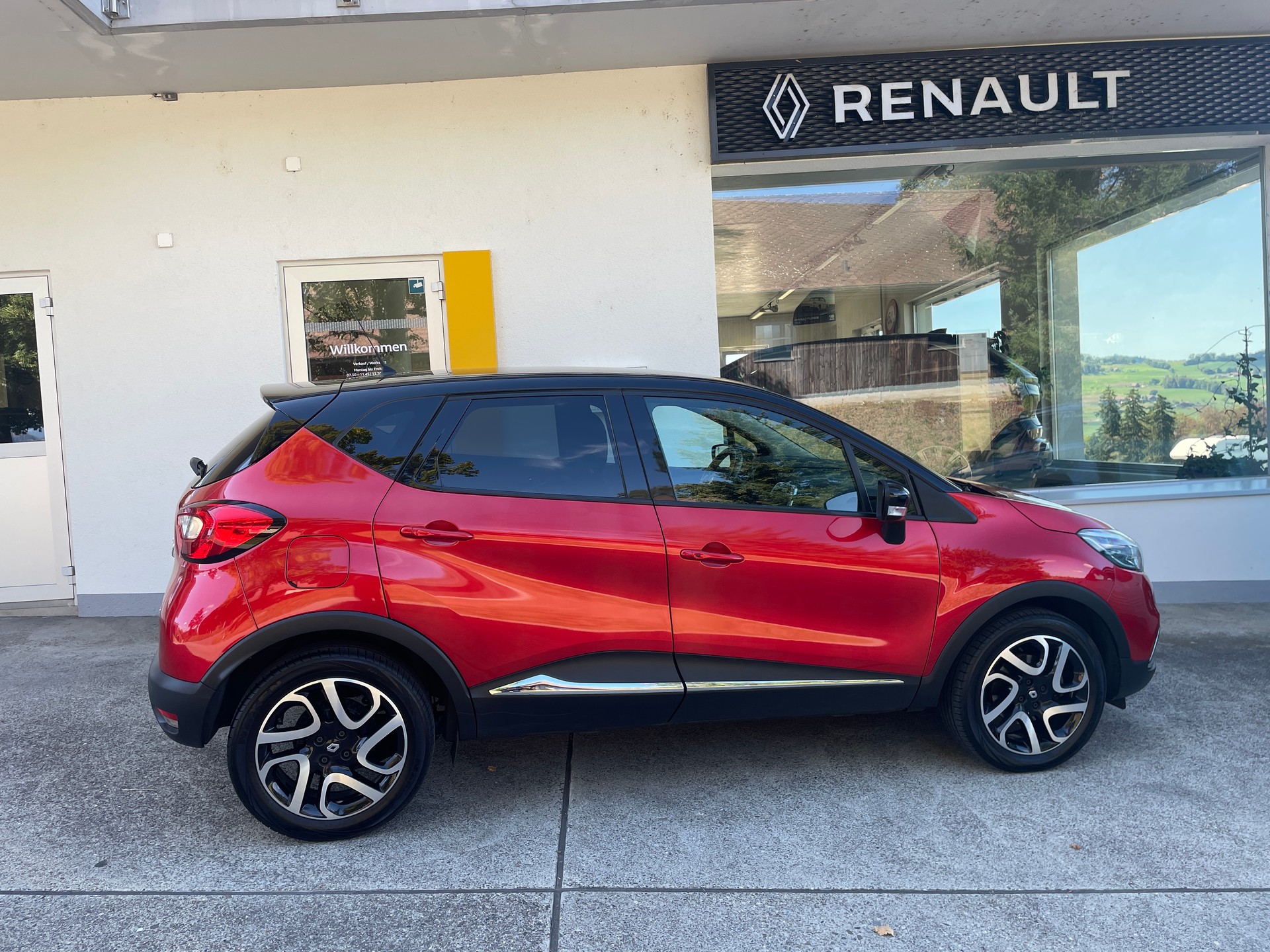 RENAULT Captur 1.5 dCi Privilège-image-2
