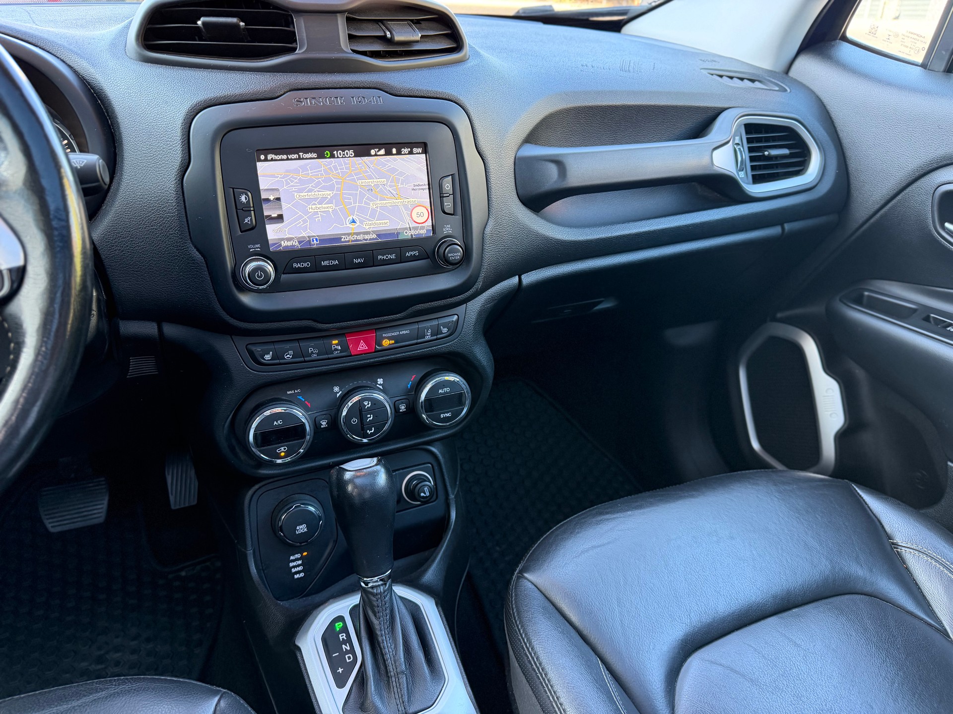 JEEP Renegade 1.4 Turbo Limited AWD-image-7