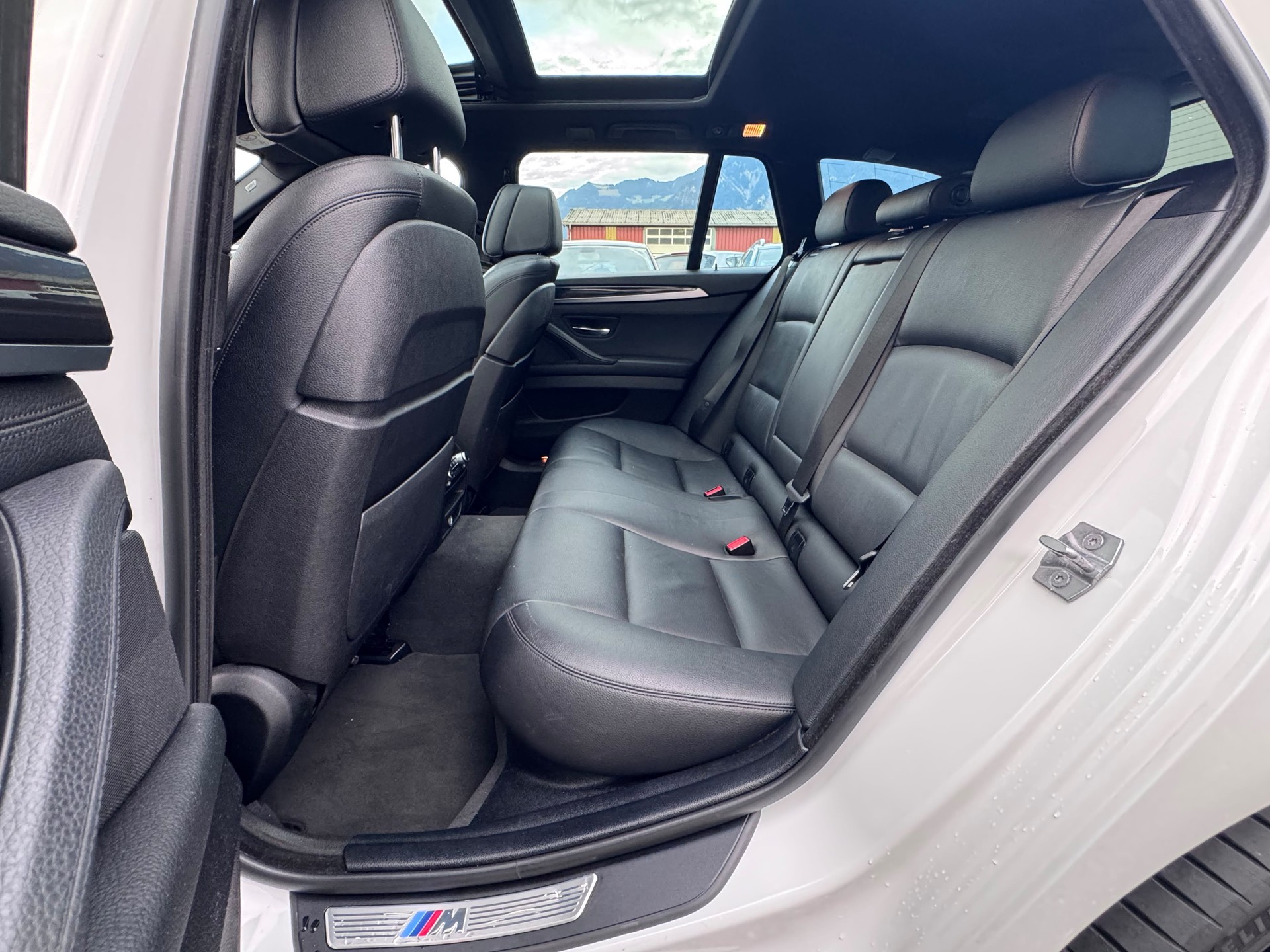 BMW 535d Touring xDrive Steptronic-image-9