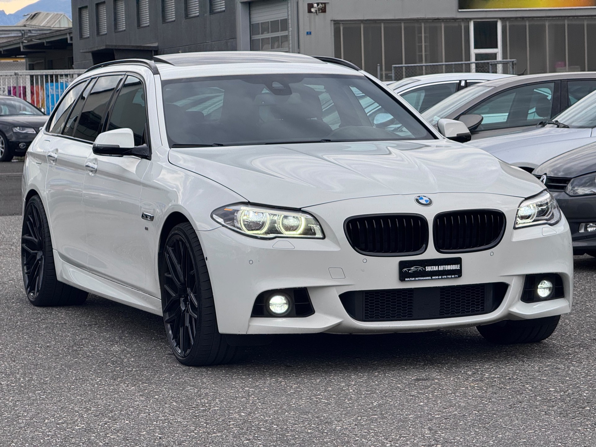 BMW 535d Touring xDrive Steptronic-image-2