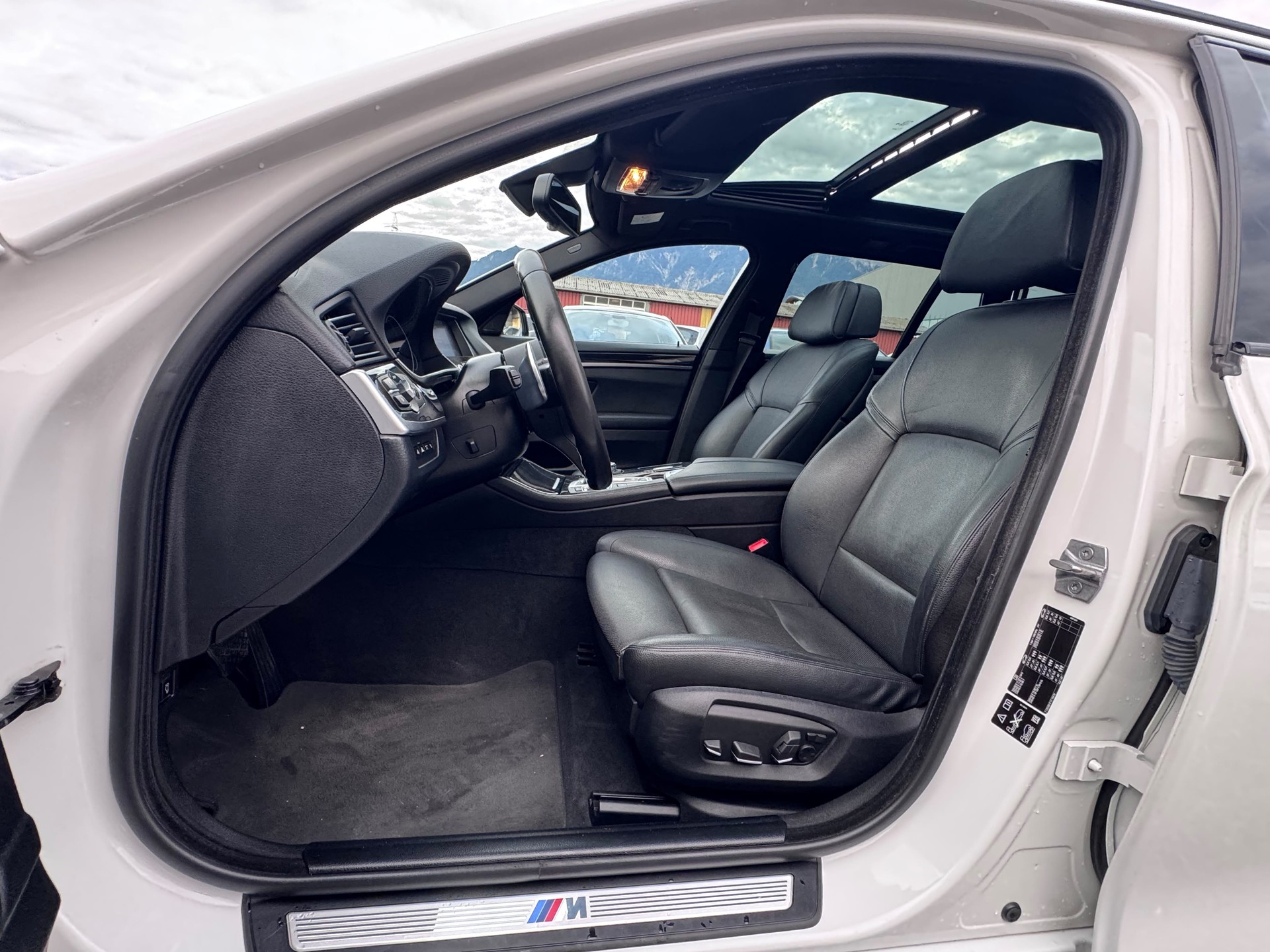 BMW 535d Touring xDrive Steptronic-image-8