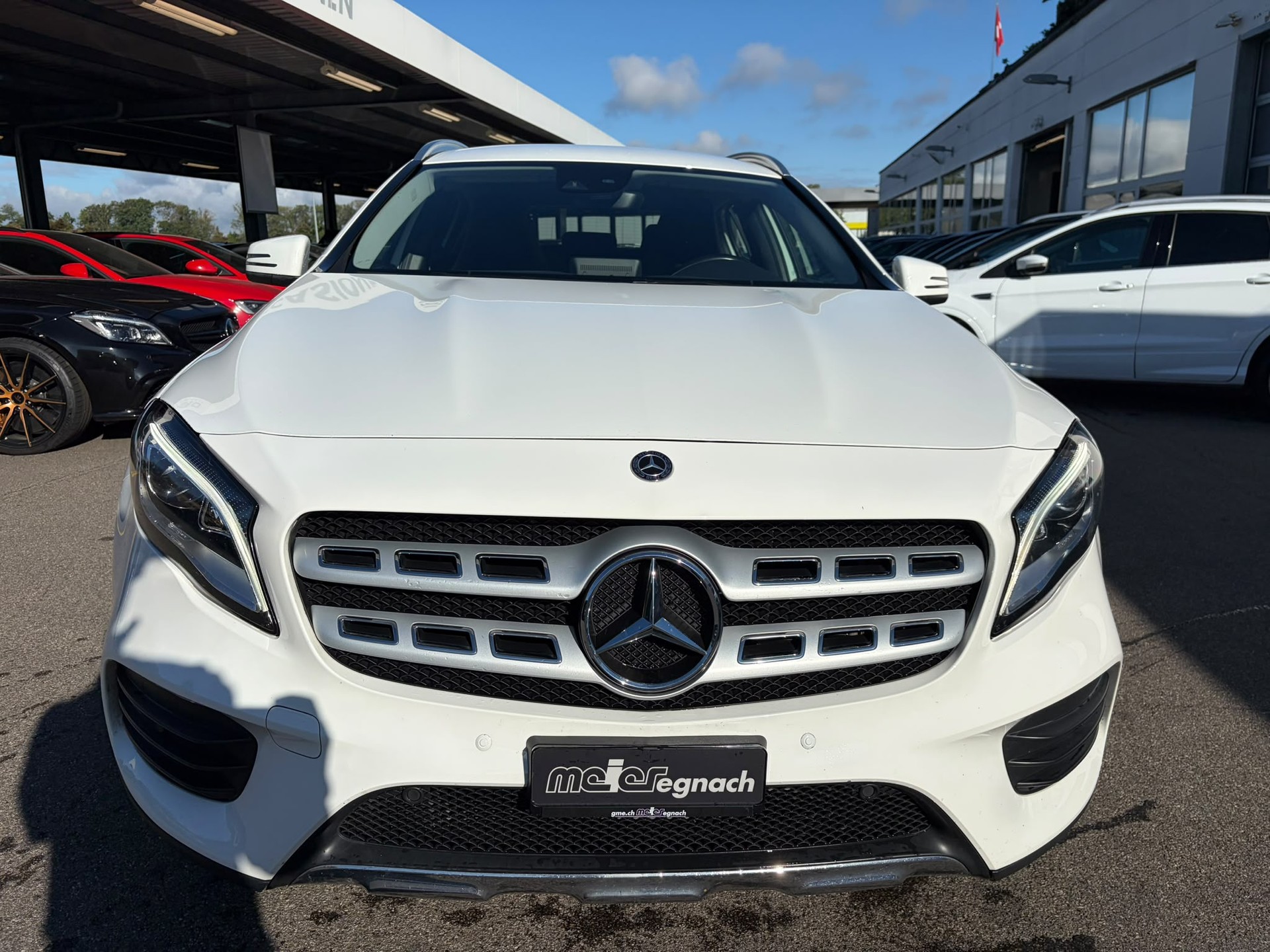 MERCEDES-BENZ GLA 250 Urban 4Matic 7G-DCT-image-1