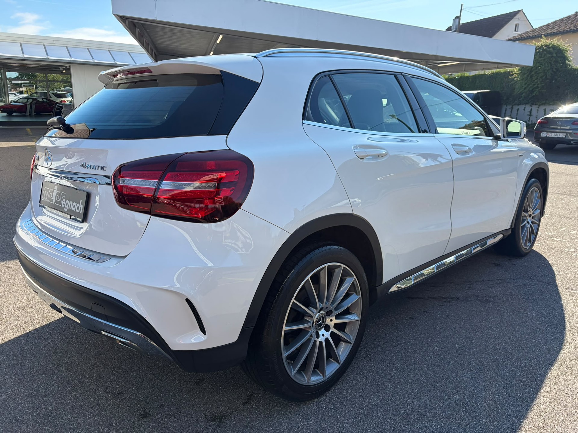 MERCEDES-BENZ GLA 250 Urban 4Matic 7G-DCT-image-8