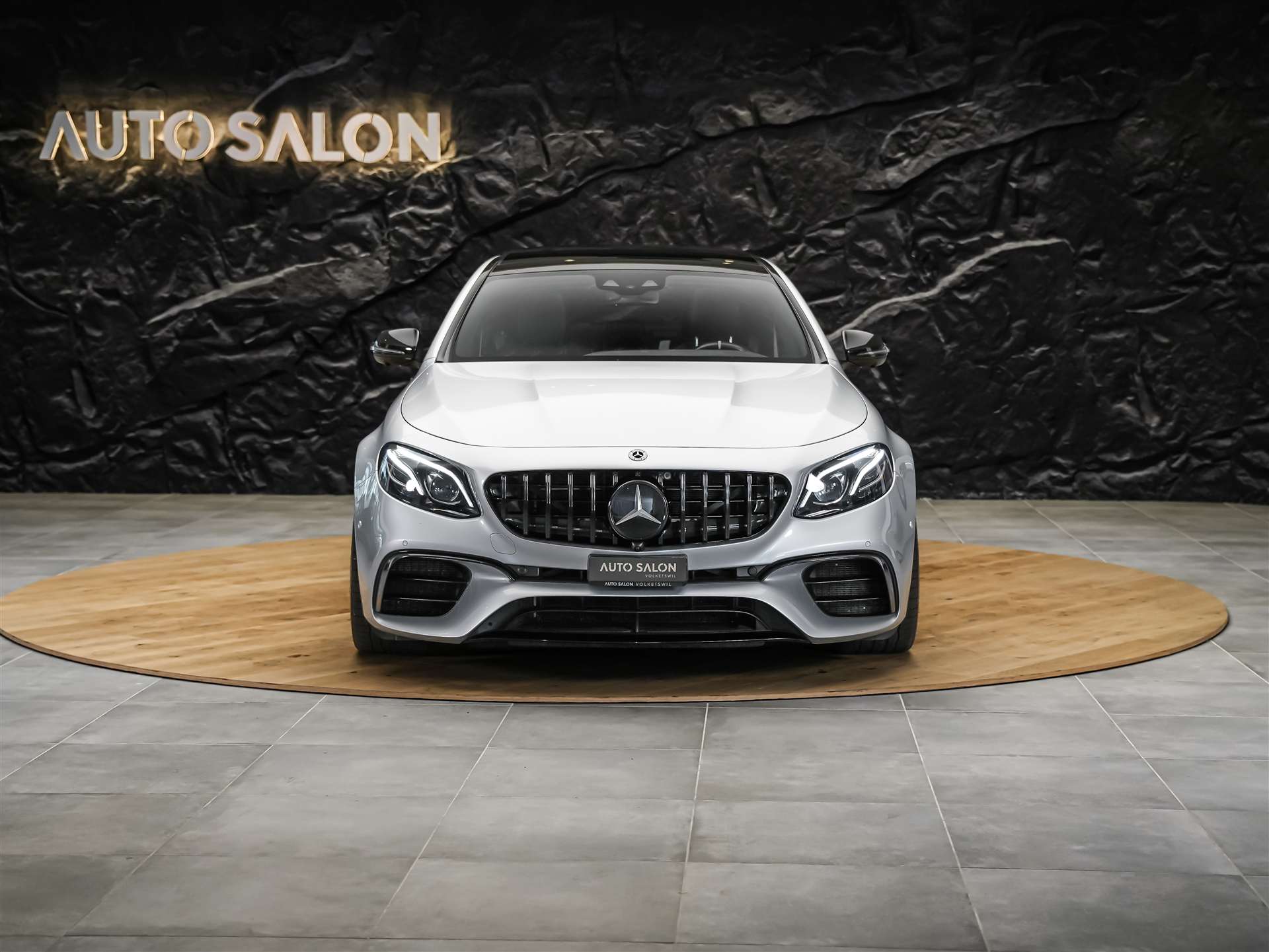 MERCEDES-BENZ E 63 S AMG 4matic *21" Felgen*Panorama*Sitzbelüftung*Massage*Ambientebeleuchtung*-image-6