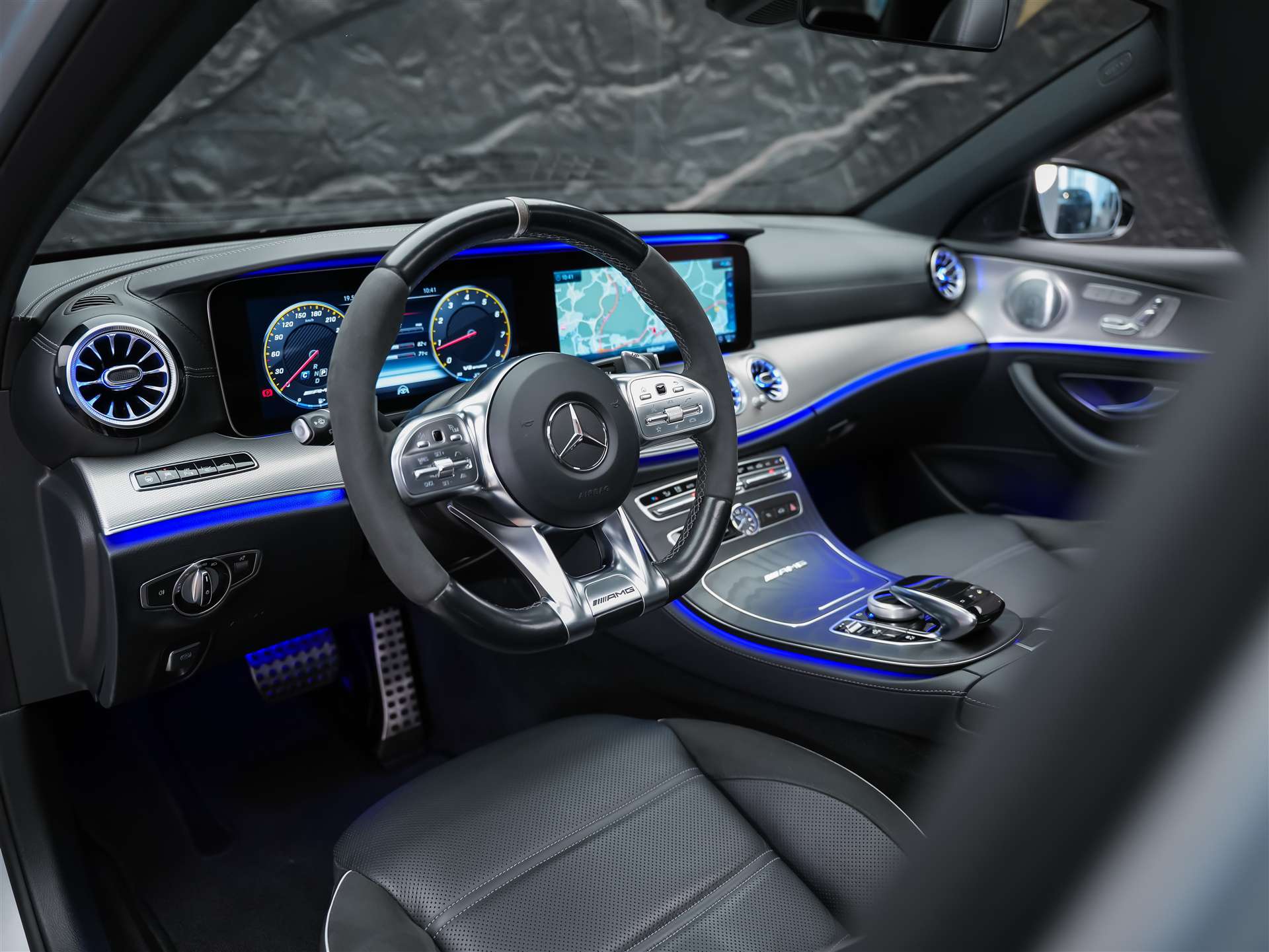 MERCEDES-BENZ E 63 S AMG 4matic *21" Felgen*Panorama*Sitzbelüftung*Massage*Ambientebeleuchtung*-image-7