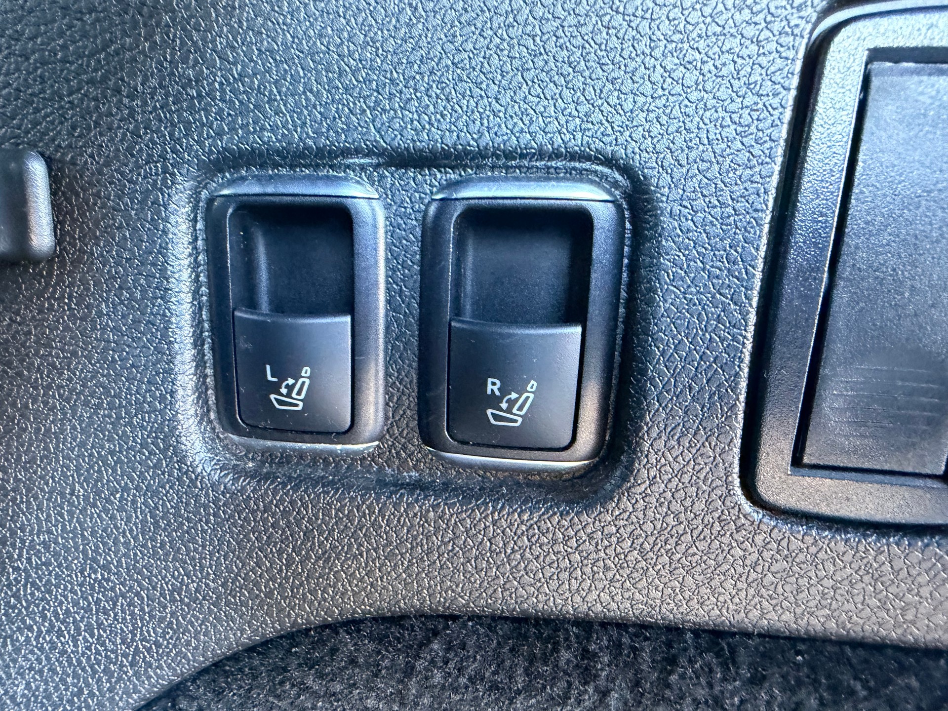 MERCEDES-BENZ GLS 63 AMG 4Matic Speedshift Plus 7G-Tronic-image-8