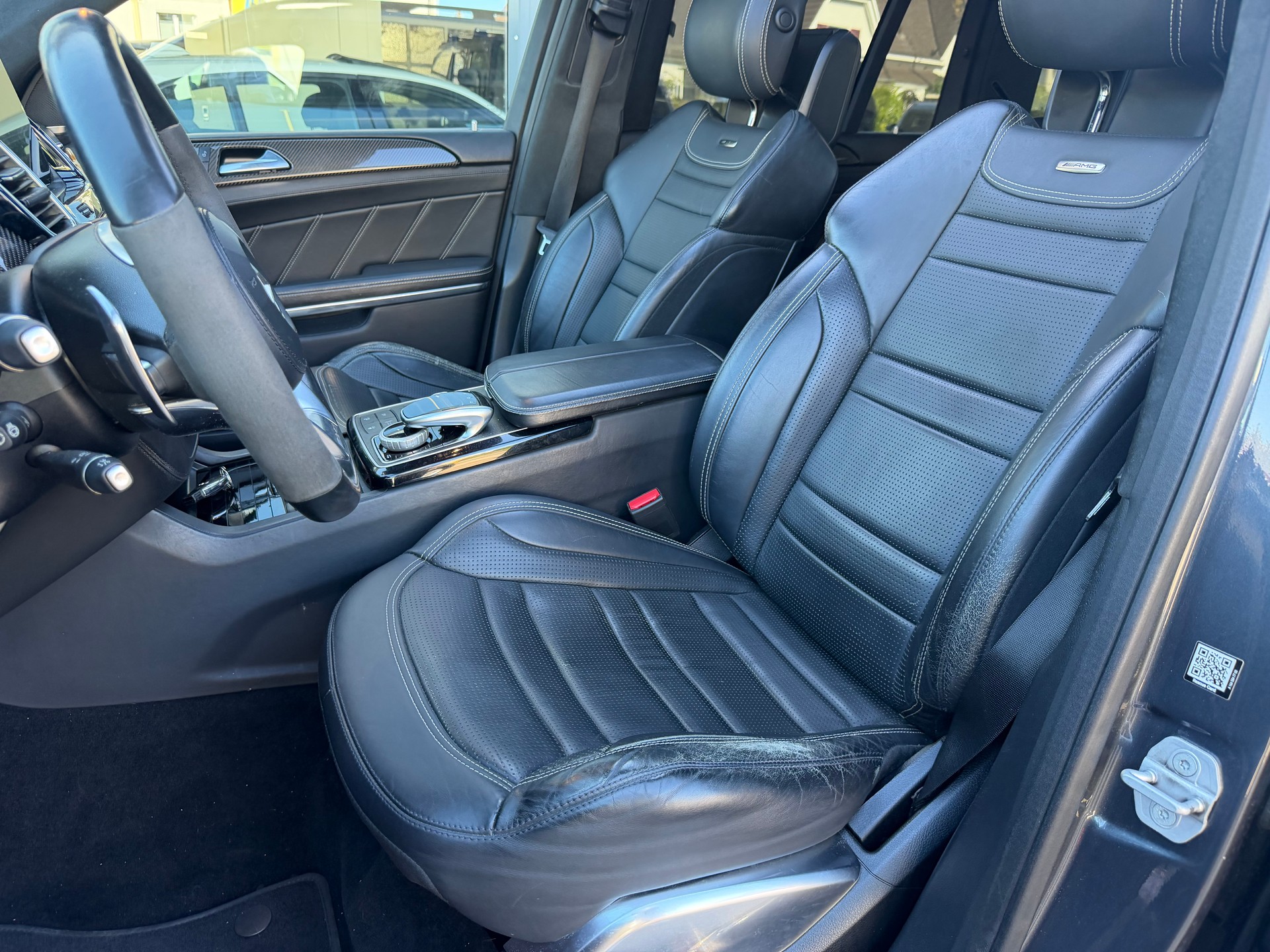 MERCEDES-BENZ GLS 63 AMG 4Matic Speedshift Plus 7G-Tronic-image-15