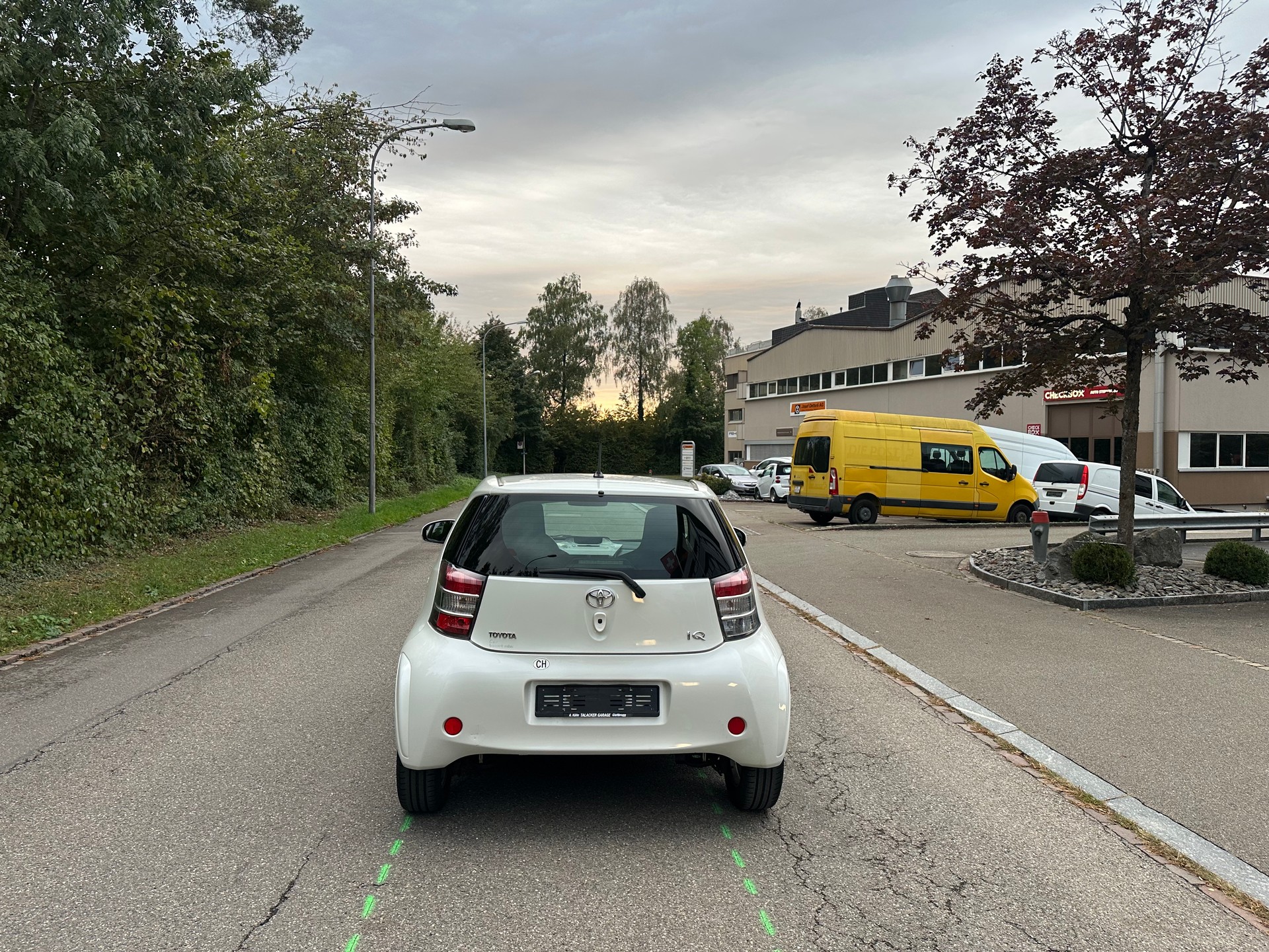 TOYOTA iQ 1.0 VVT-i Multidrive-image-7