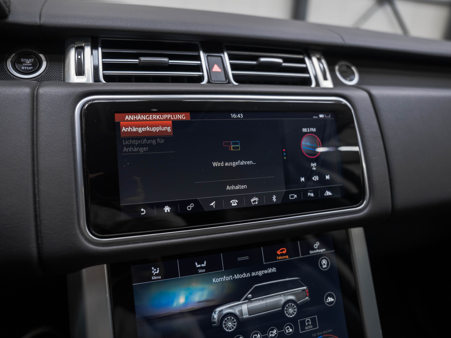 LAND ROVER Range Rover 3.0 SDV6 Vogue Automatic-image-28