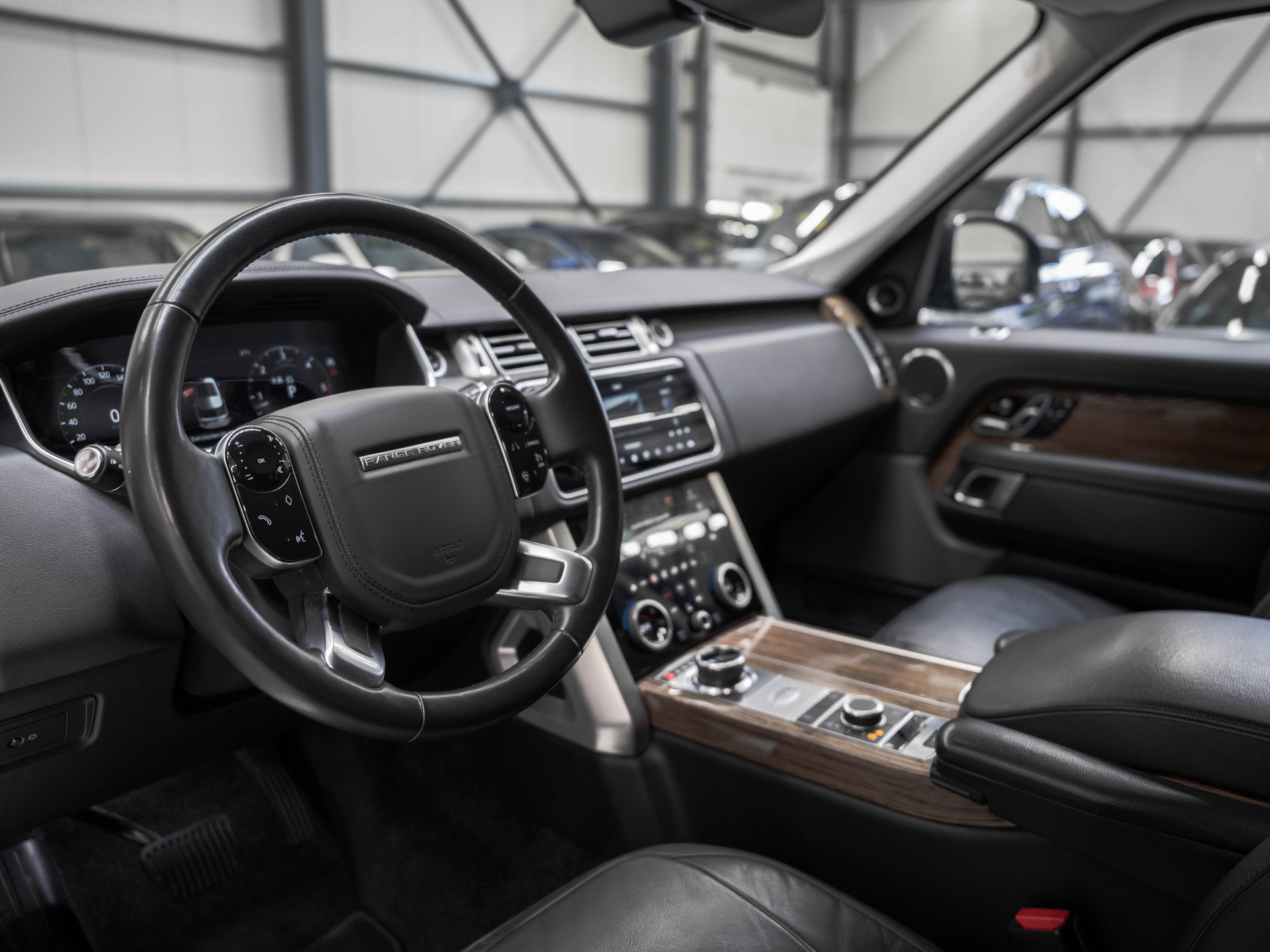 LAND ROVER Range Rover 3.0 SDV6 Vogue Automatic-image-7