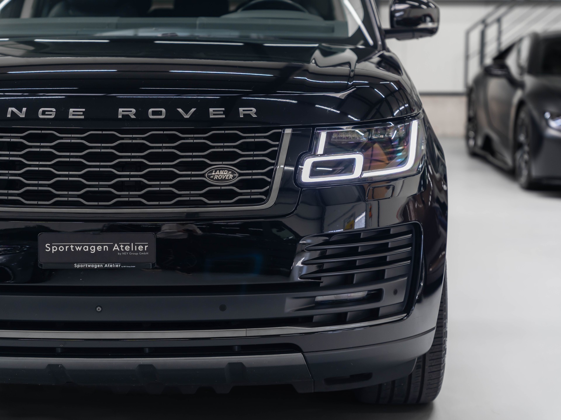 LAND ROVER Range Rover 3.0 SDV6 Vogue Automatic-image-13