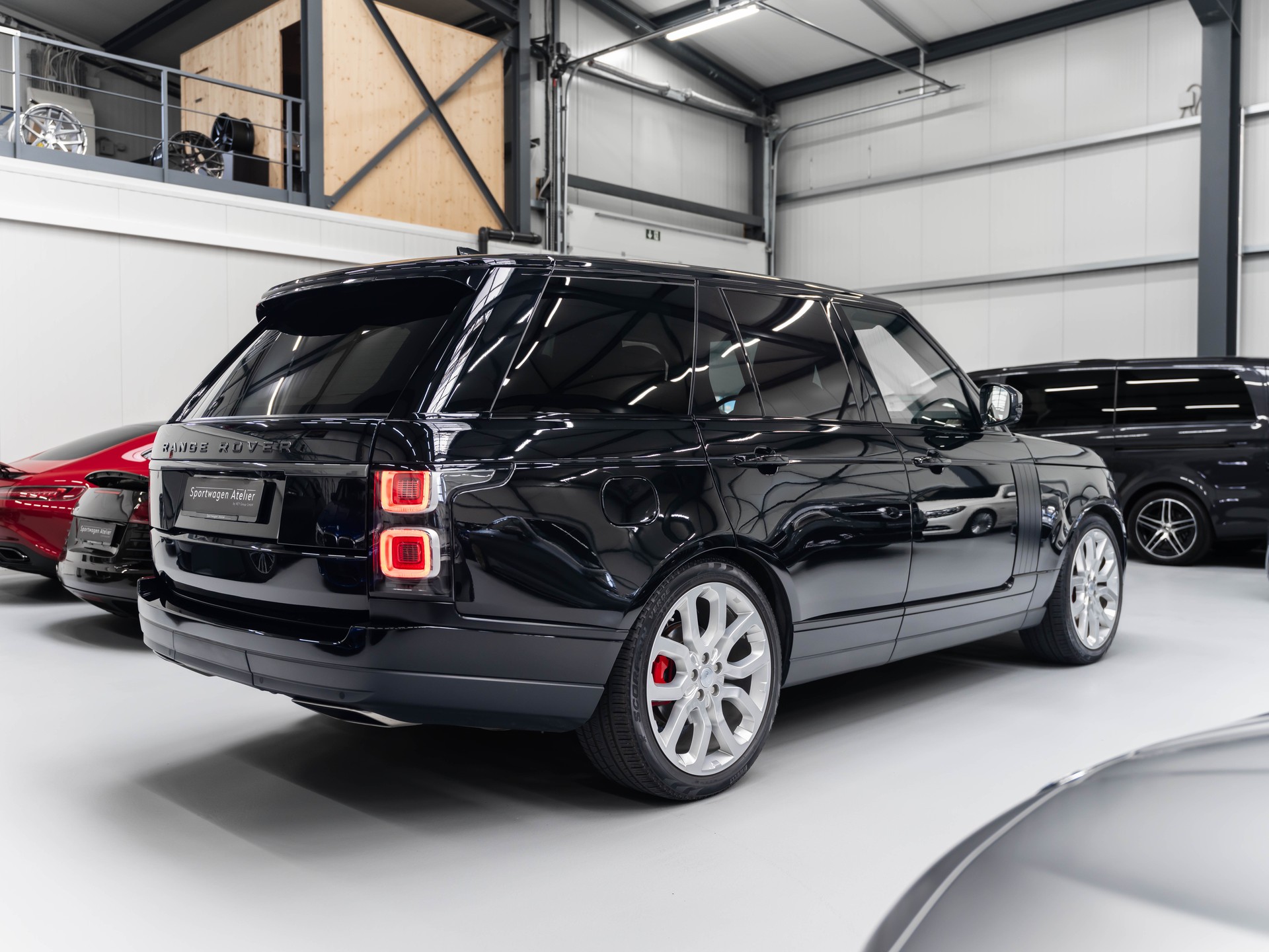 LAND ROVER Range Rover 3.0 SDV6 Vogue Automatic-image-3