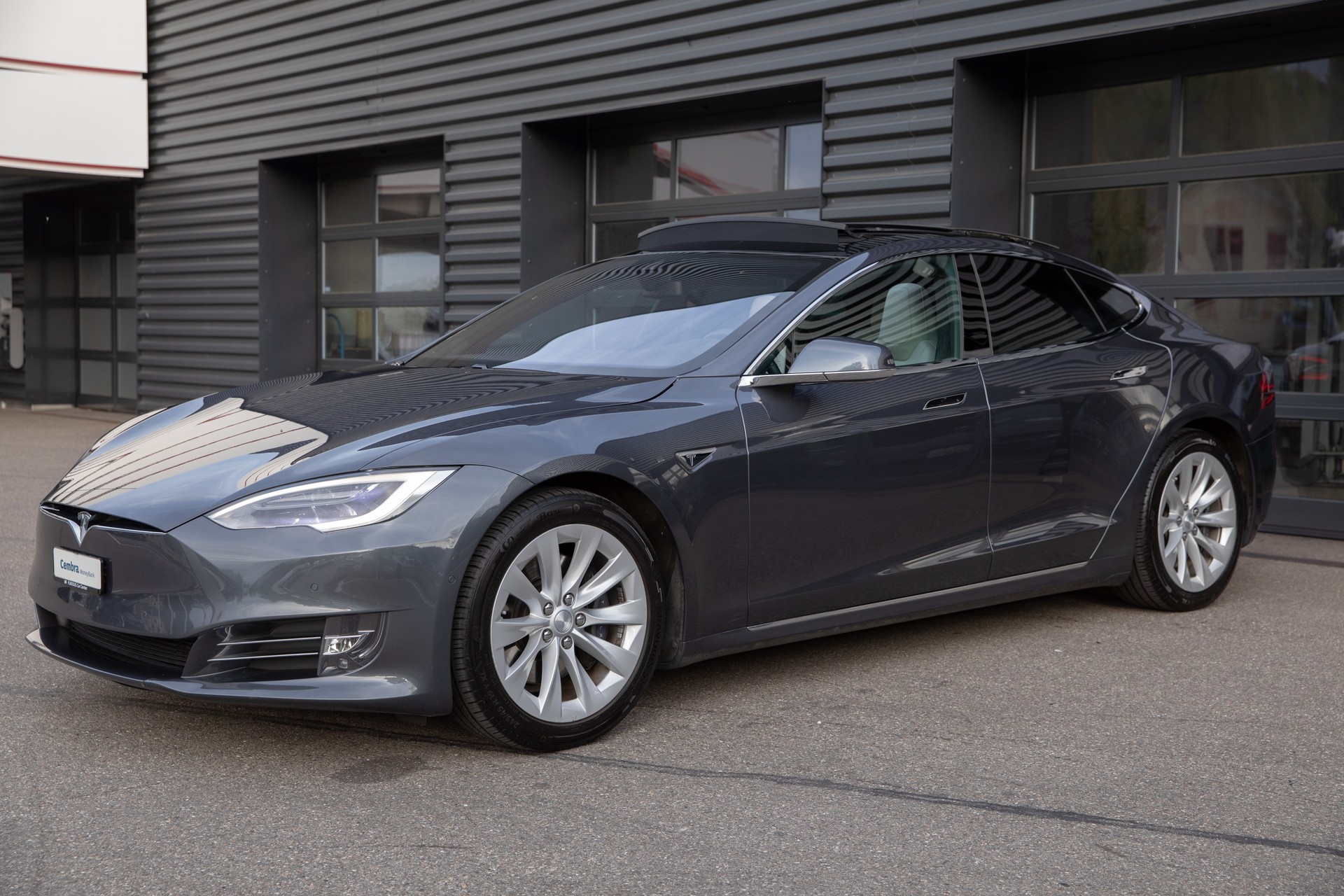 TESLA Model S 90 D-image-0