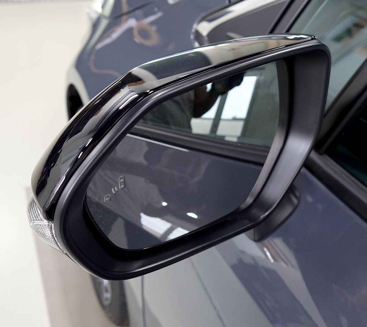 TOYOTA Corolla Touring Sports 2.0 HSD Premium e-CVT-image-21