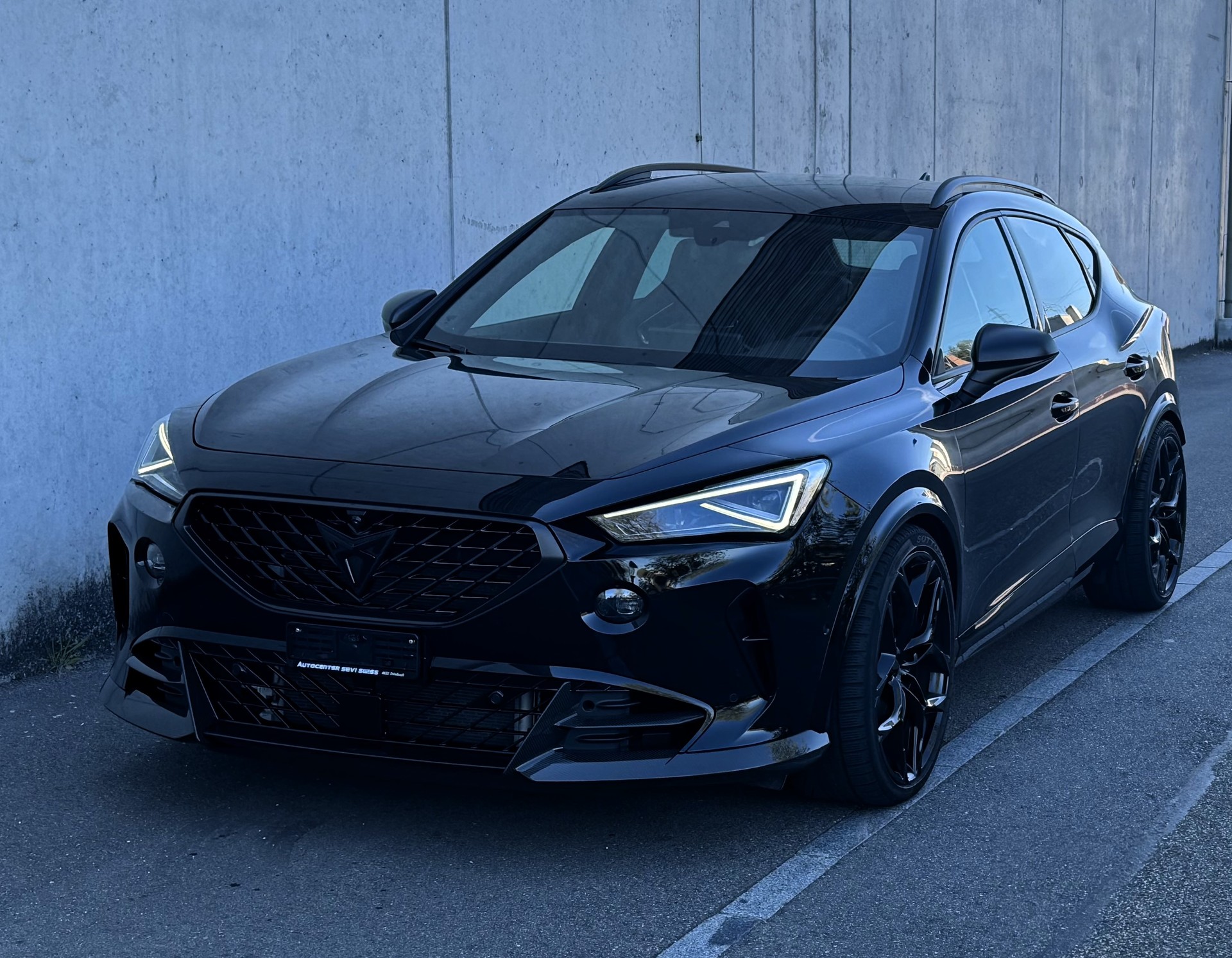 CUPRA Formentor 2.5TSI VZ5 4Drive DSG Herstellergarantie | Gepflegt | frisch ab Service-image-0