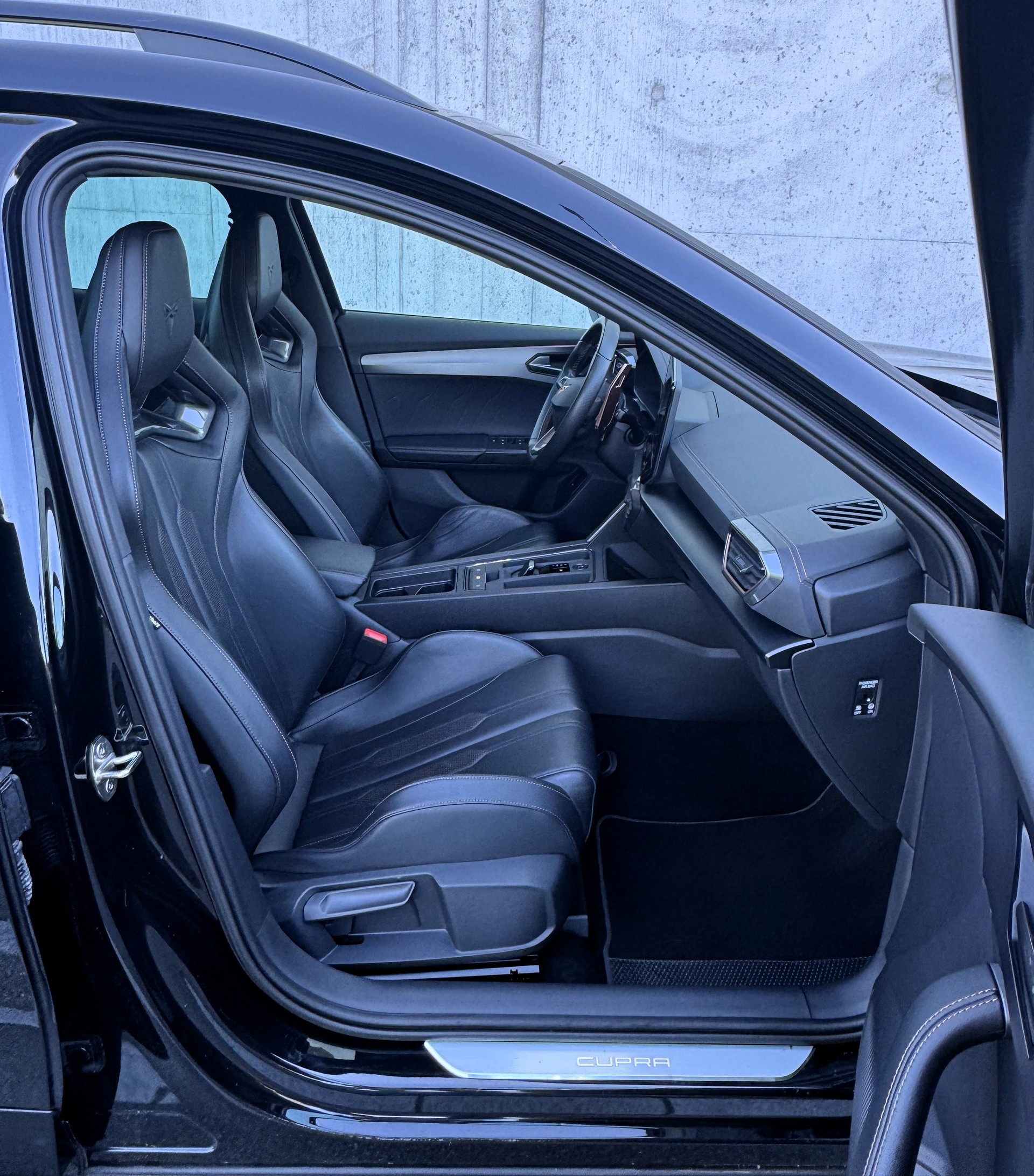 CUPRA Formentor 2.5TSI VZ5 4Drive DSG Herstellergarantie | Gepflegt | frisch ab Service-image-14