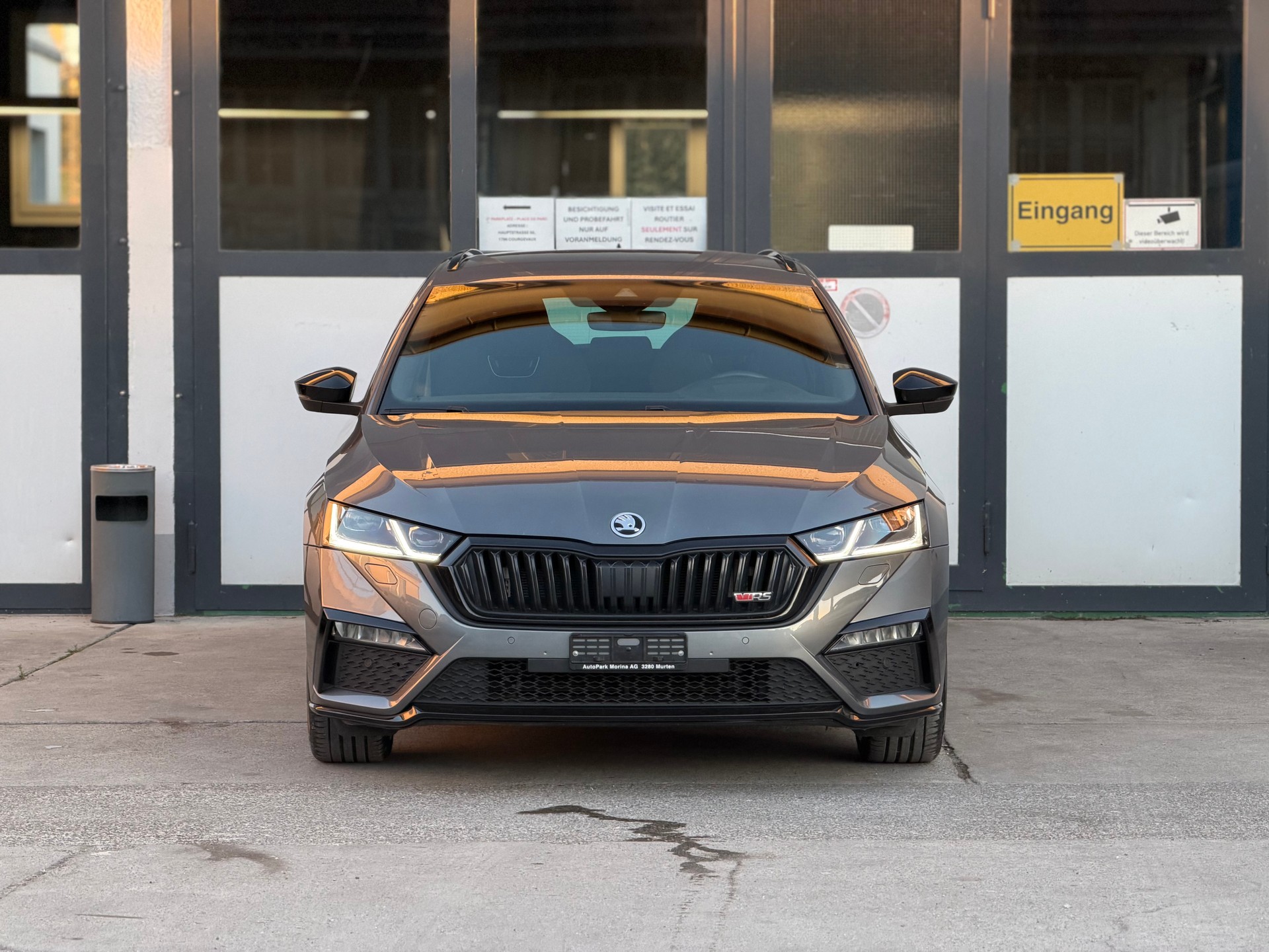 SKODA Octavia Combi 2.0 TDI DSG RS 4x4-image-2