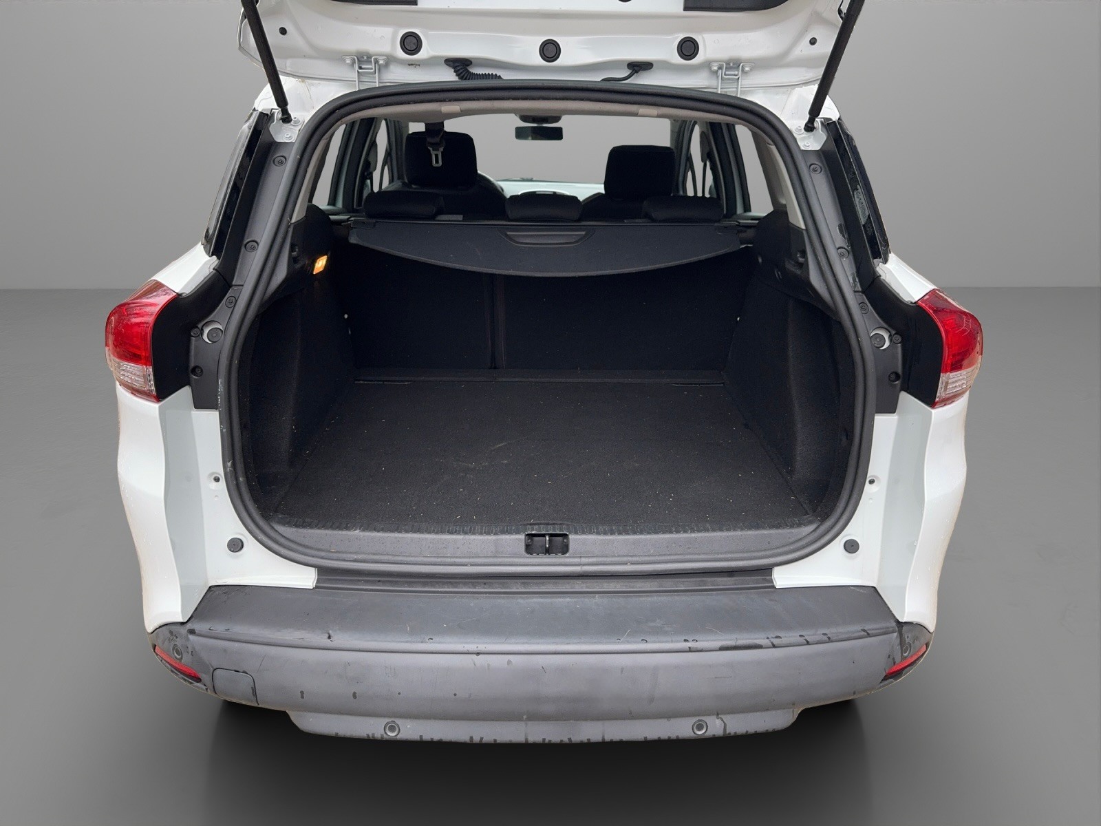 RENAULT Clio Grandtour 1.5 dCi Zen EDC-image-11