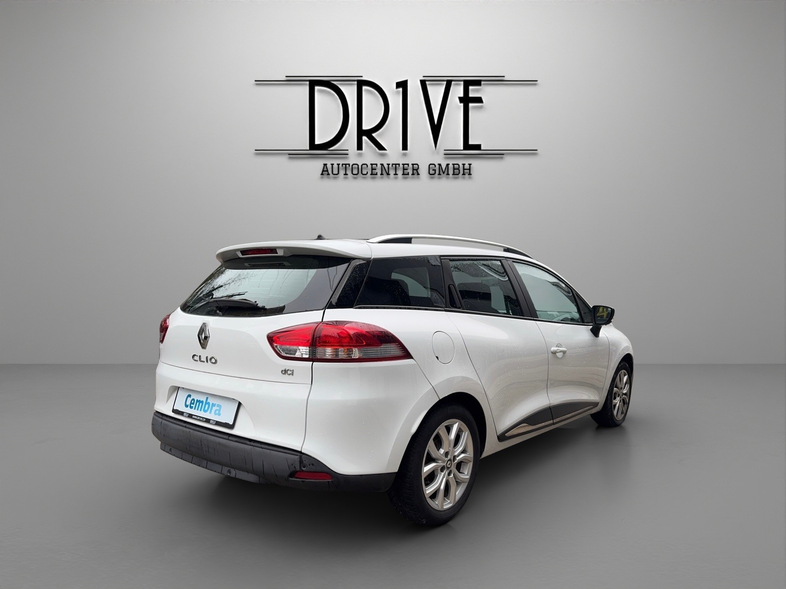 RENAULT Clio Grandtour 1.5 dCi Zen EDC-image-4