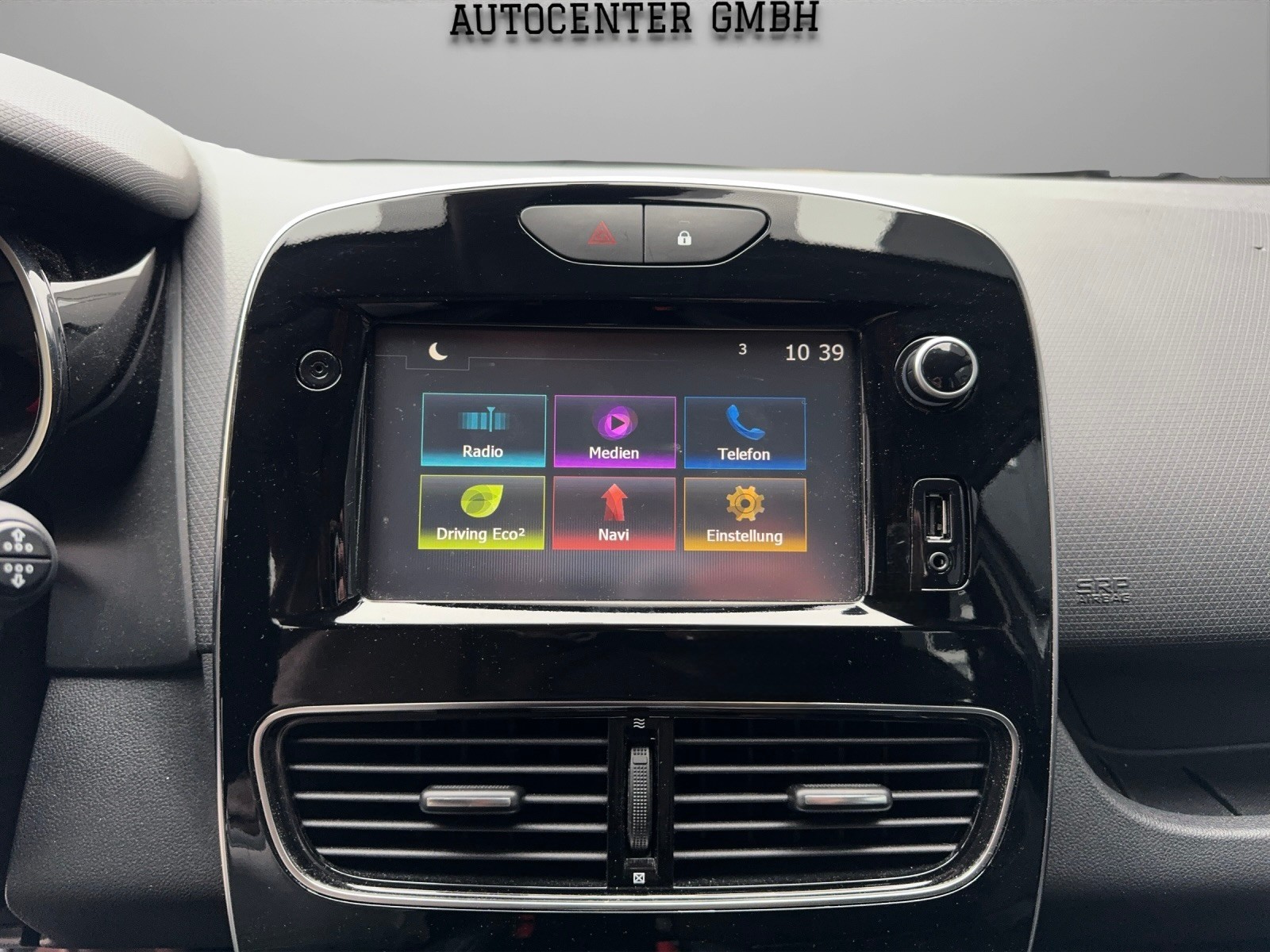 RENAULT Clio Grandtour 1.5 dCi Zen EDC-image-13