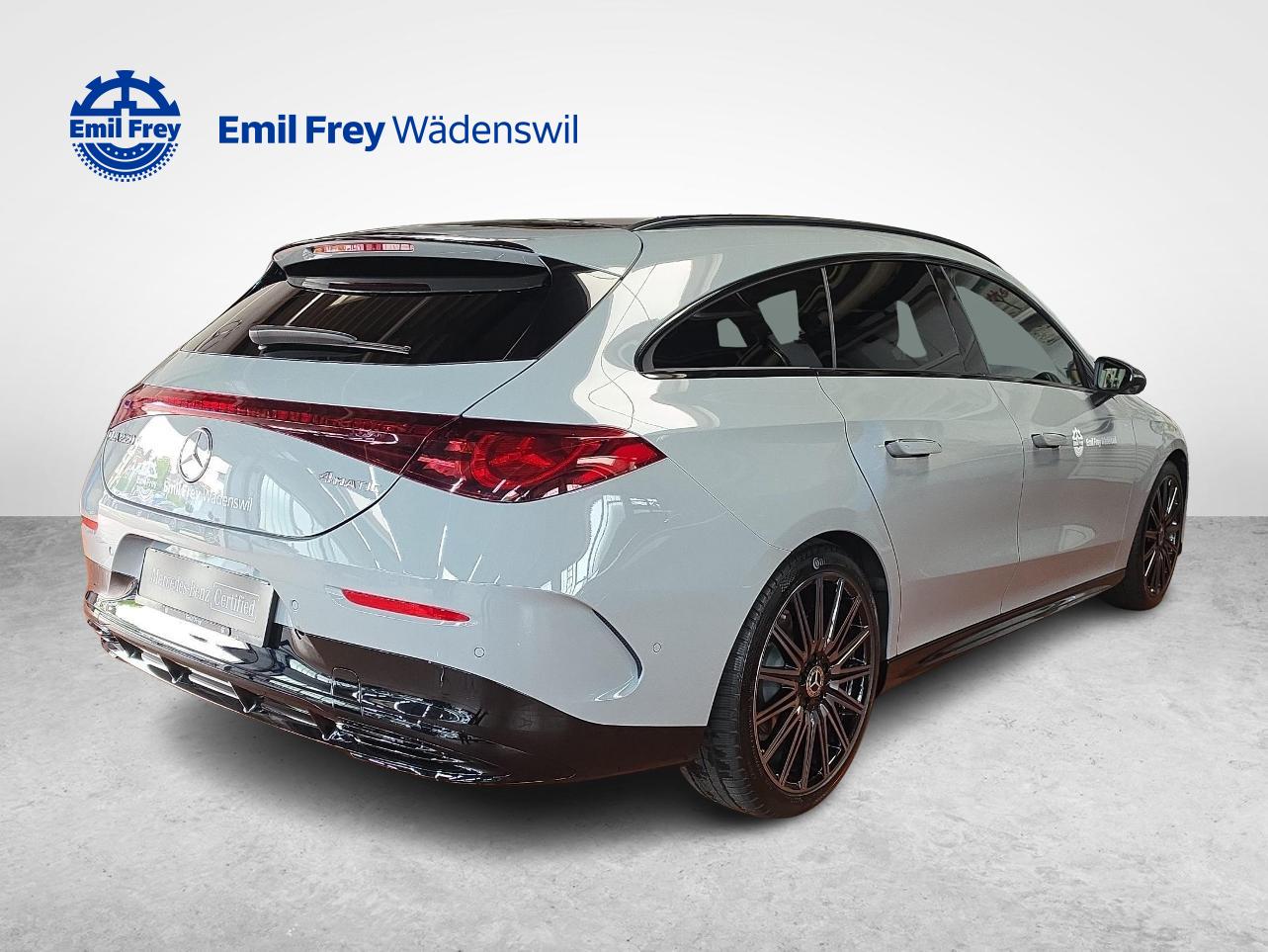 MERCEDES-BENZ CLA 220 4MATIC Shooting Brake AMG Line-image-4