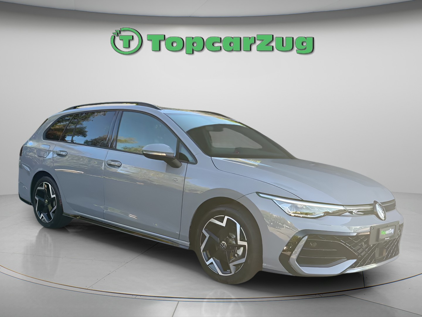 VW Golf Variant 1.5 eTSI mHEV R-Line DSG-image-3