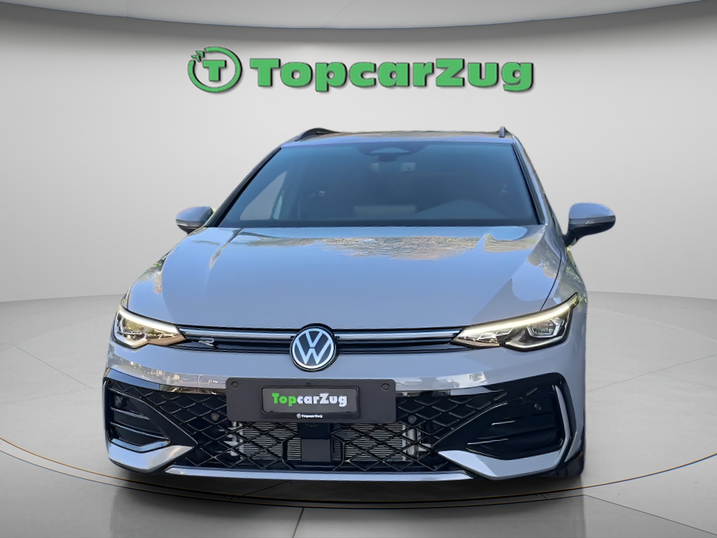 VW Golf Variant 1.5 eTSI mHEV R-Line DSG-image-2